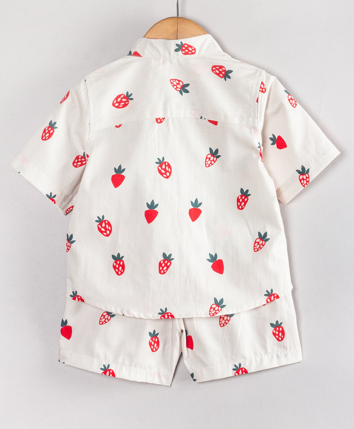 STRAWBERRY PRINT INFANT BOYS SHORTS SET