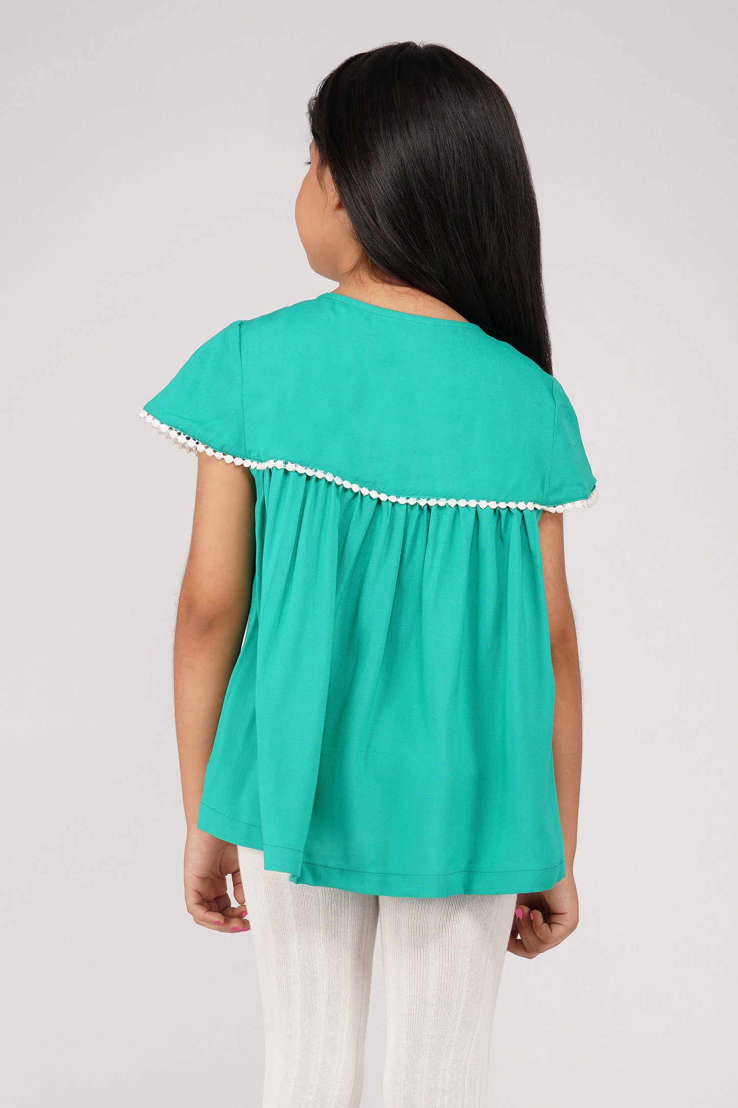SOLID GREEN TOP WITH ECRU EMBROIDERY ON THE YOKE