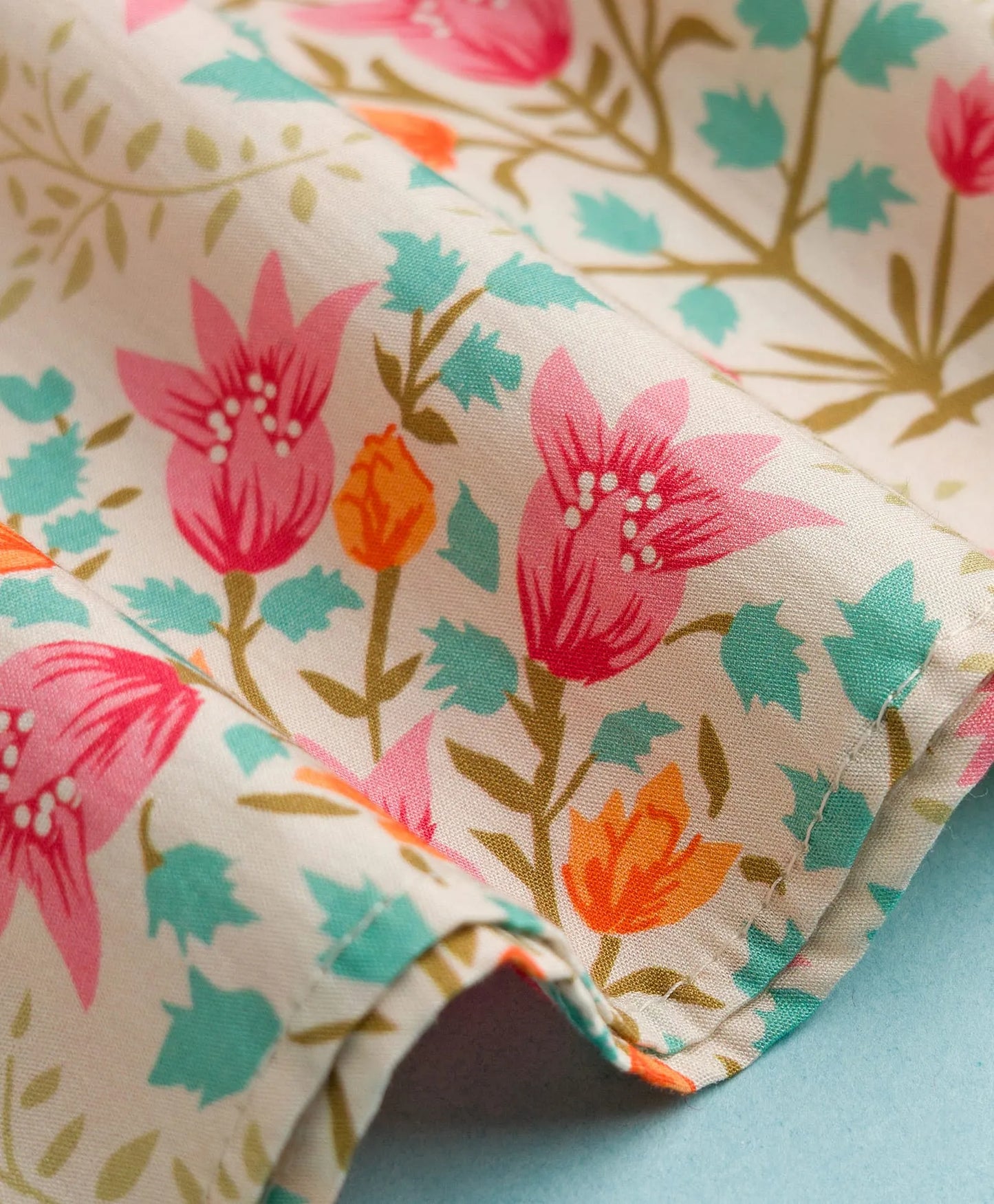 INDIAN FLORAL BUNCH PRINT KURTA SET