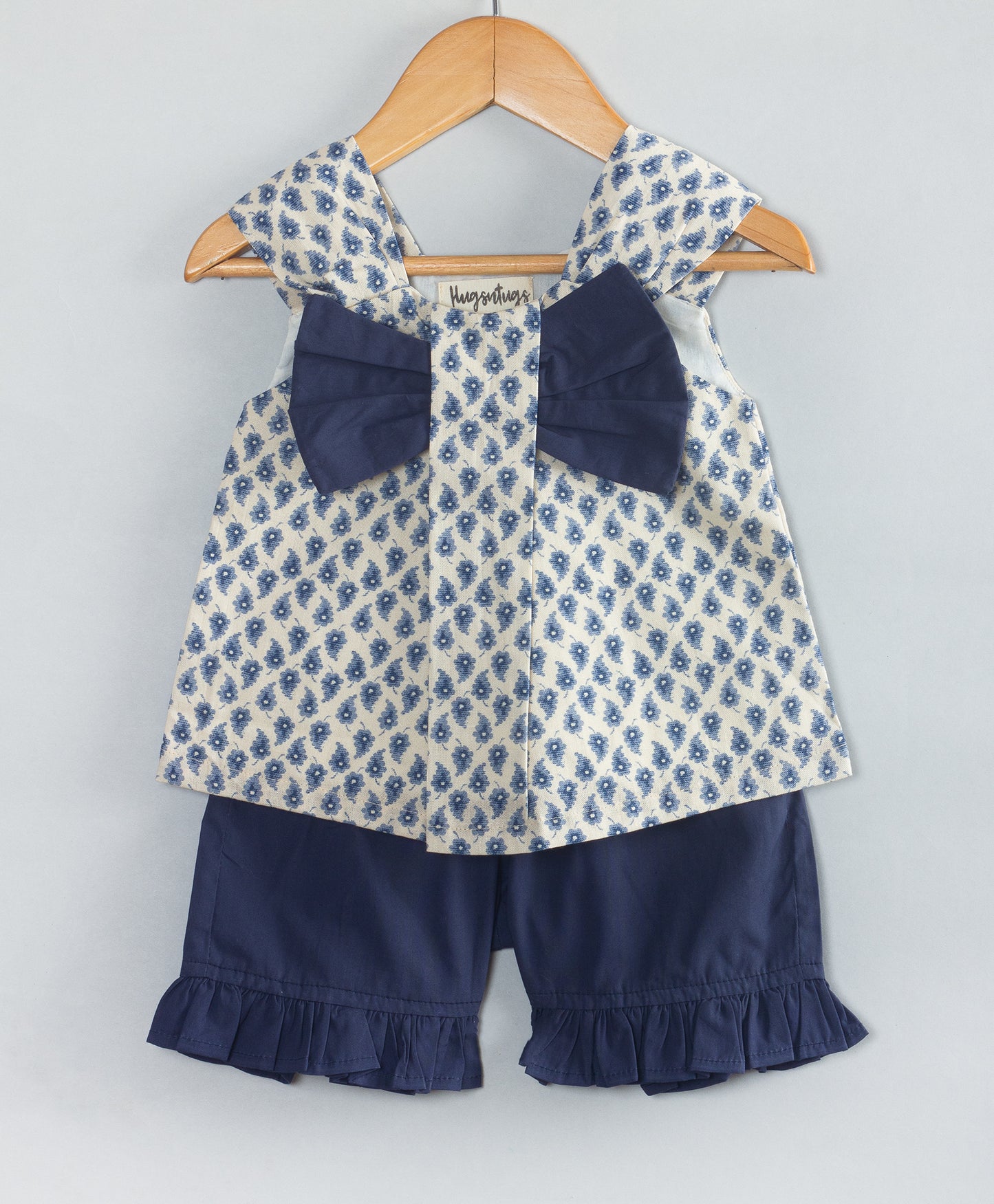 NAVY SMALL ALL OVER LEAF PRINT INFANT SET WITH SHORTS