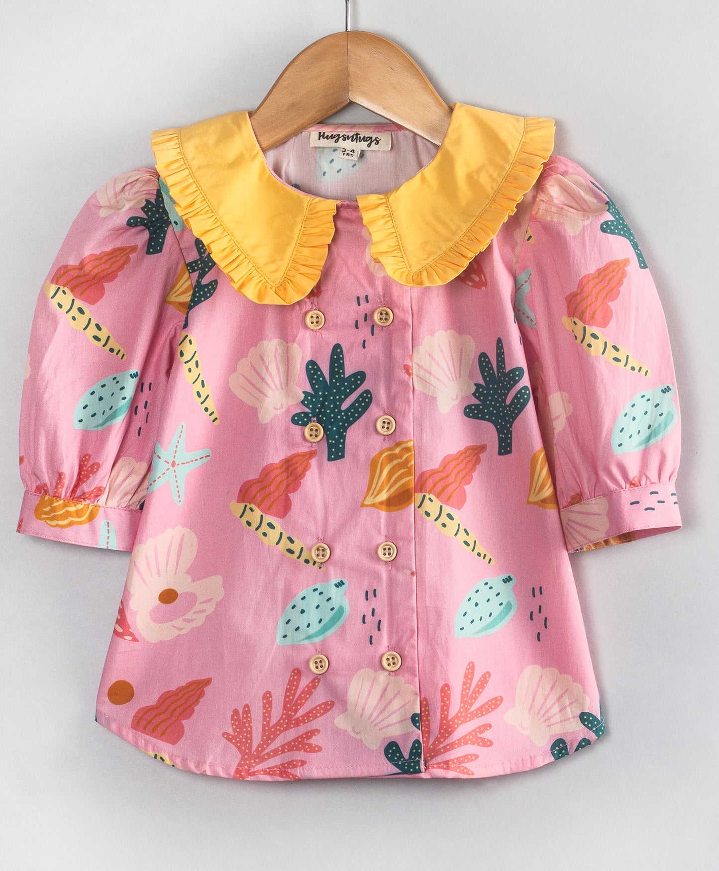 PINK SEA SHELL PRINT TOP WITH BIG YELLOW COLLARS