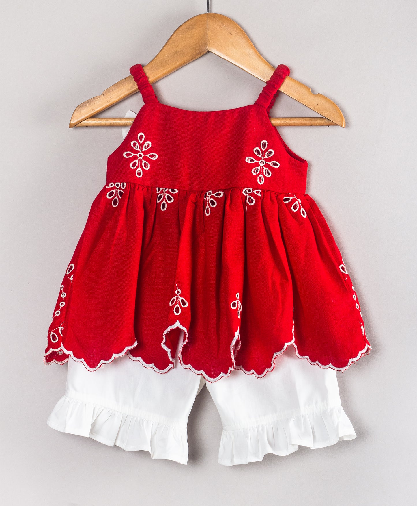 RED EMBROIDERED INFANT SET