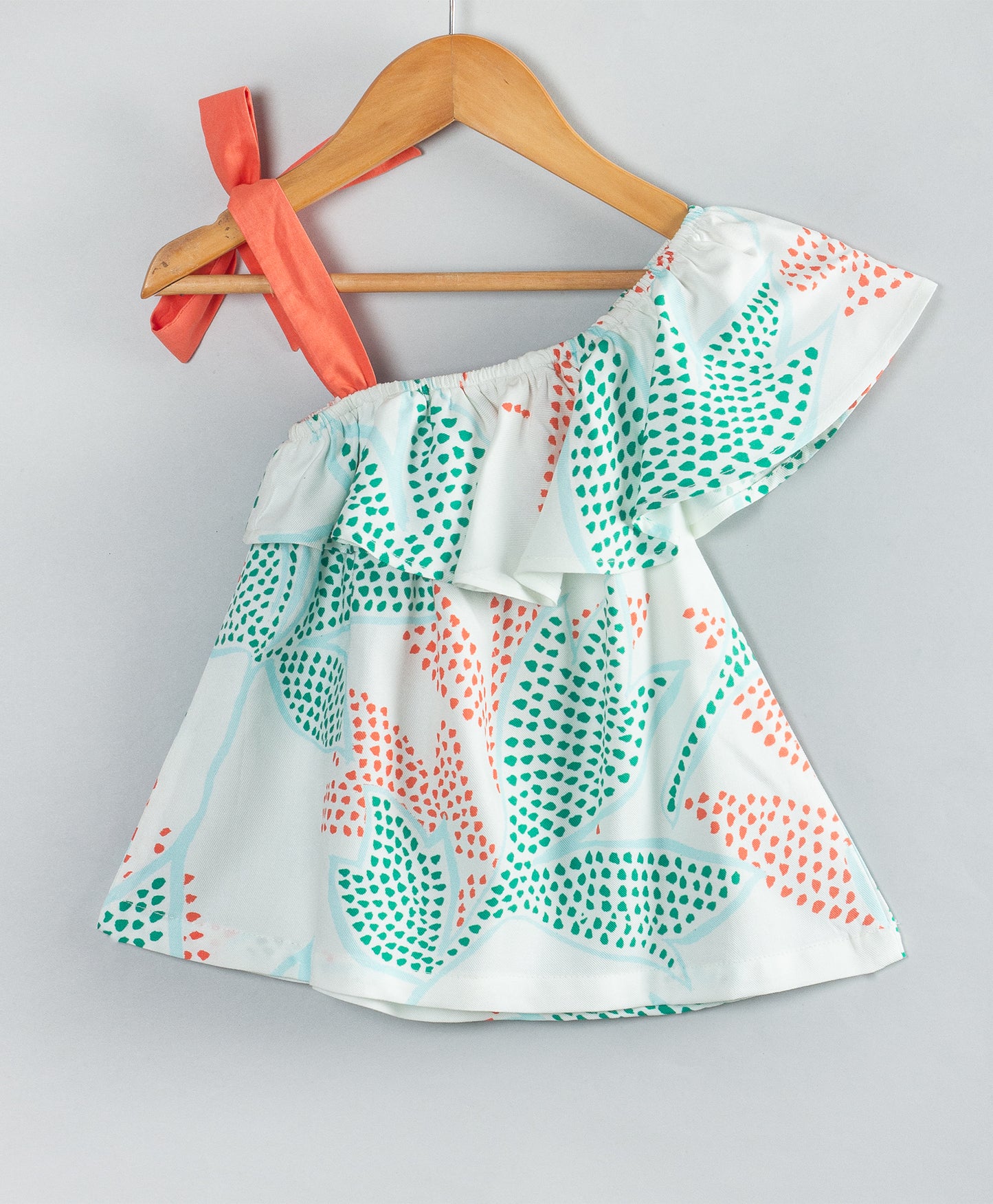 WHITE ONE SHOULDER TOP WITH CONTRAST SHOULDER TIE UP