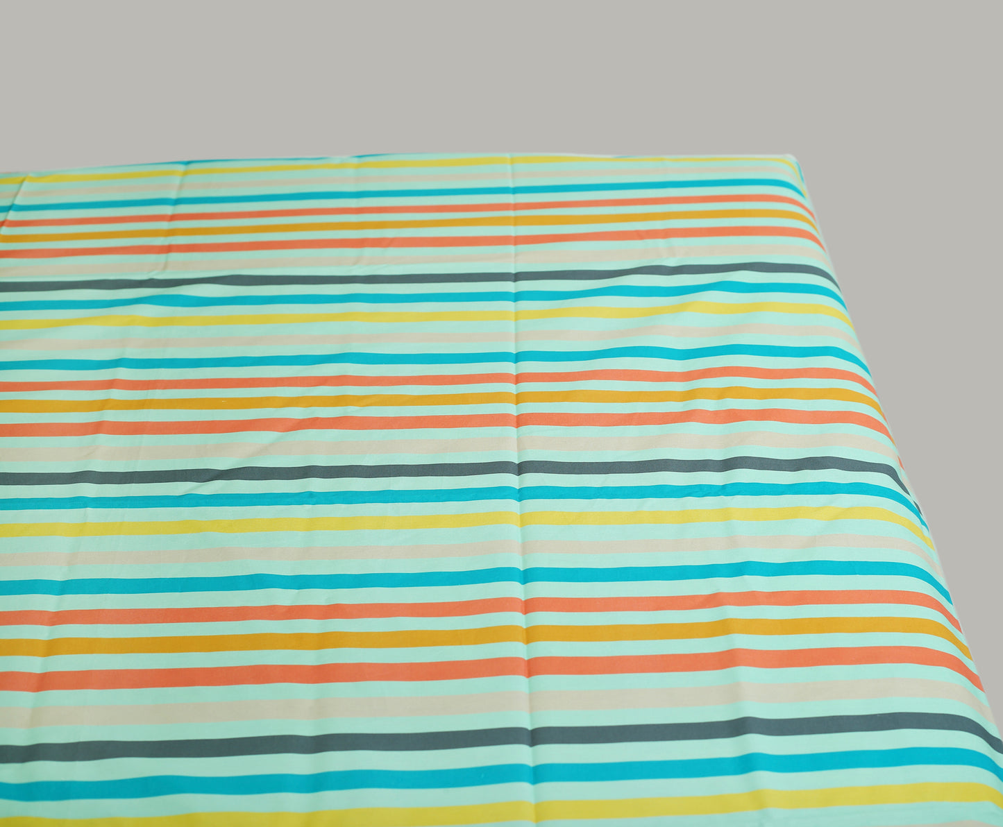 CAR AND STRIPE PRINT COTSET