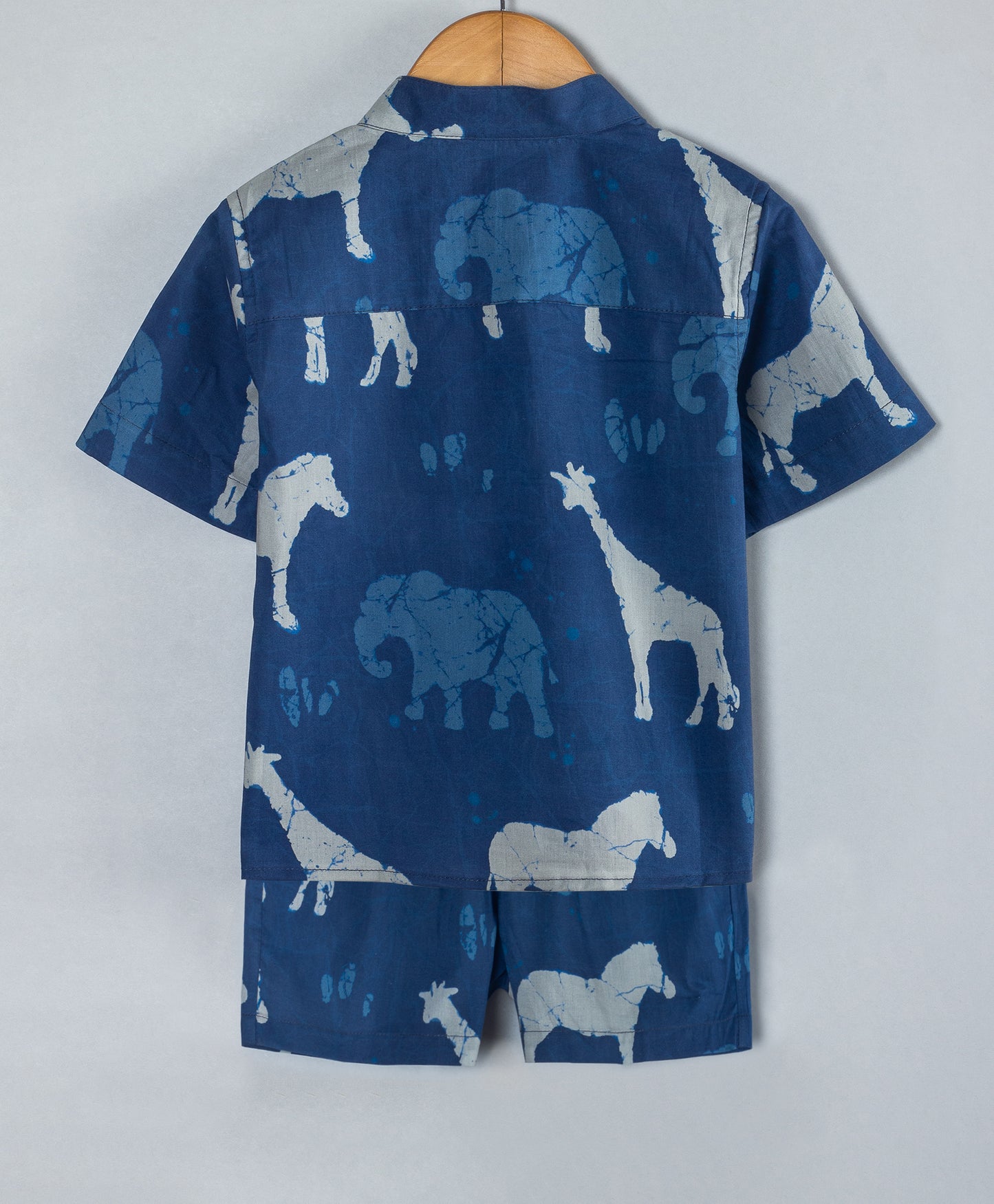 INDIGO ANIMAL PRINT SHORTS SET