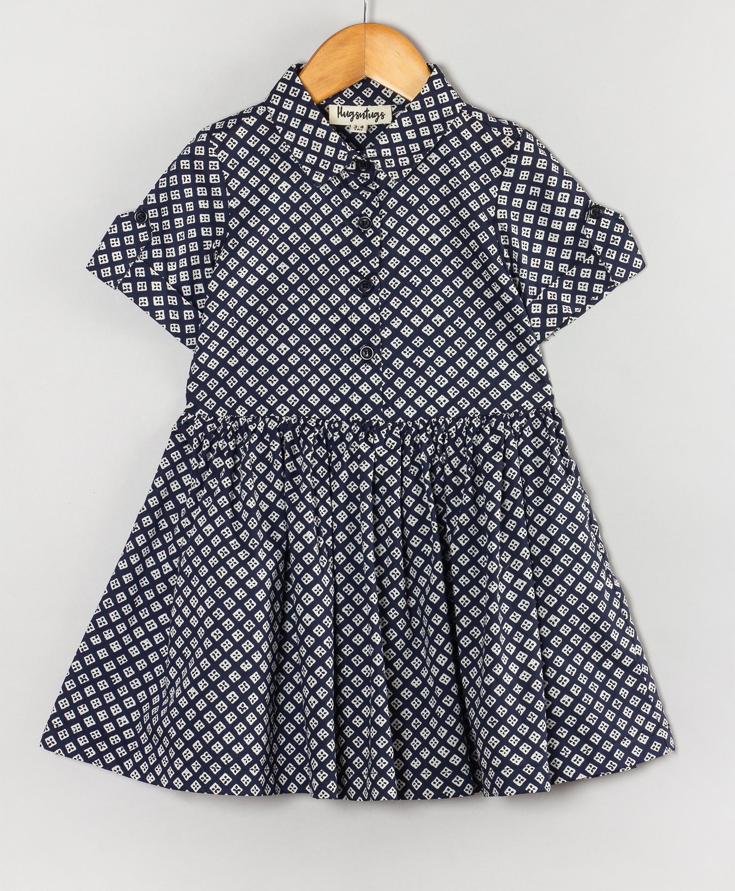 GEOMETRIC PRINT HALD SLEEVES DRESS