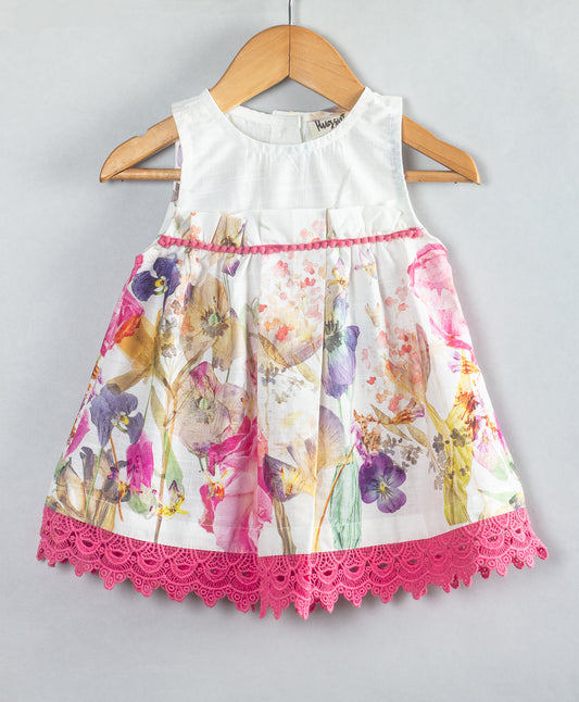 INFANT DRESS WITH FLORAL PRINT FLOUNCE AND LACE
