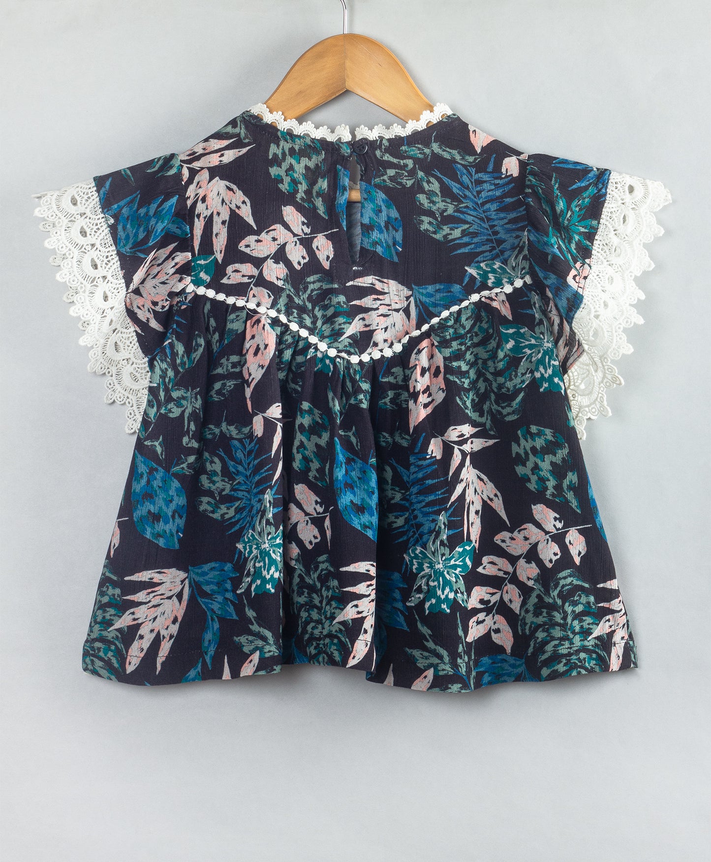 LEAF PRINT TOP WITH CONTRAST LACE DETAILING