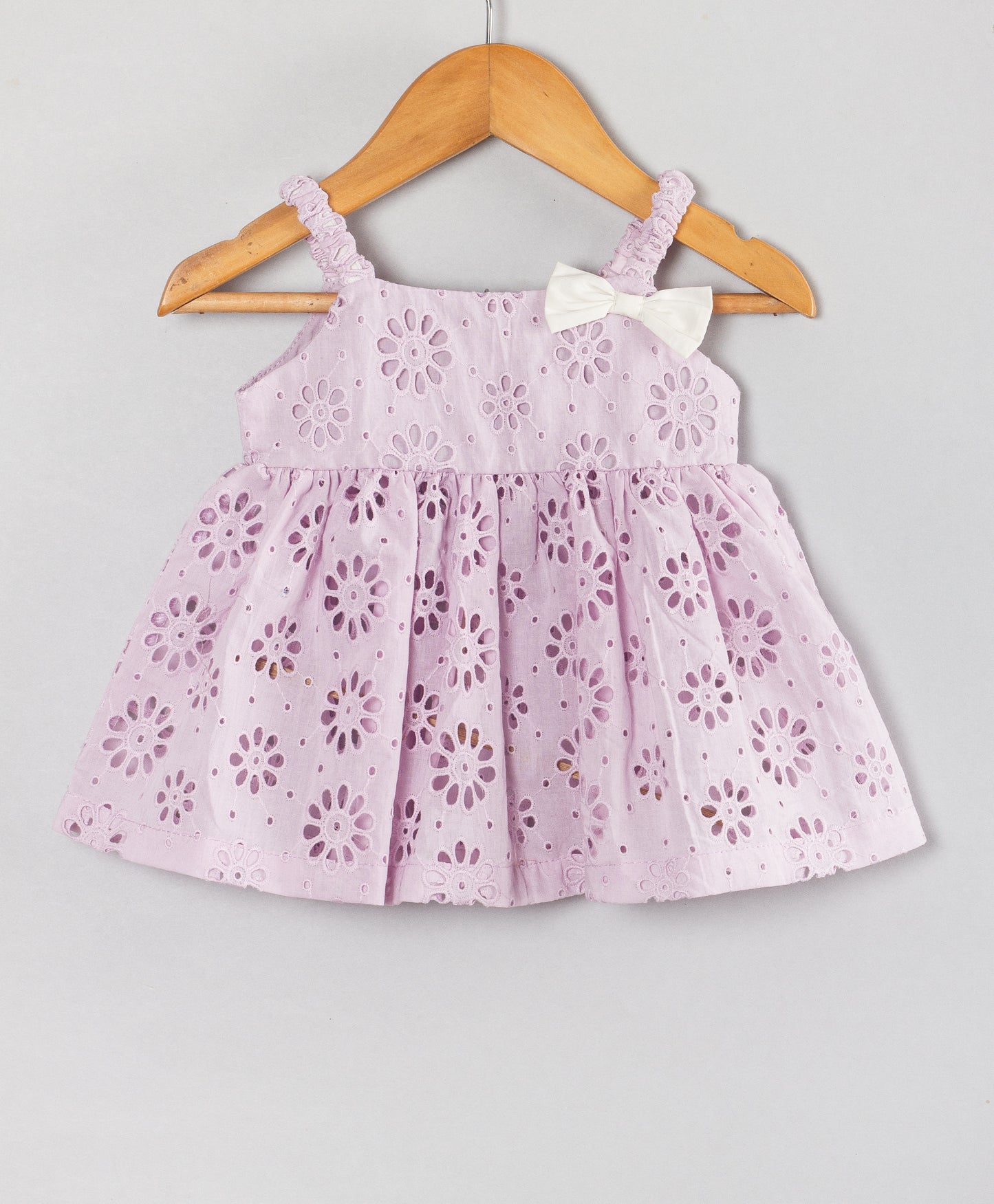LILAC SCHIFFLI INFANT SET WITH WHITE BLOOMERS