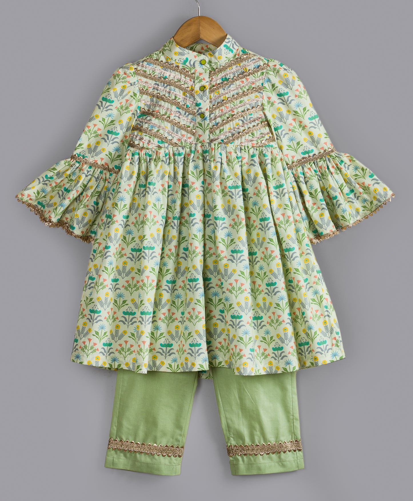 MANDARIN COLLAR ANARKALI KURTA SET WITH GOTA WORK