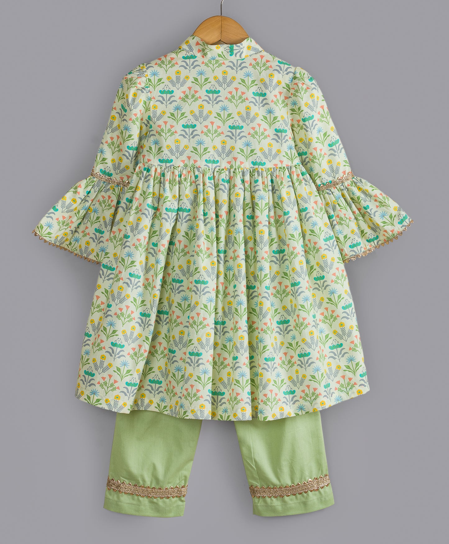 MANDARIN COLLAR ANARKALI KURTA SET WITH GOTA WORK