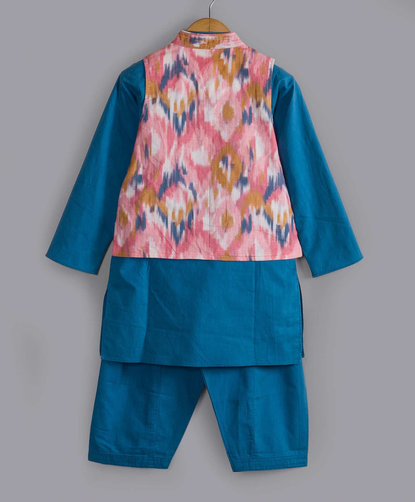 TEAL BLUE KURTA SET WITH IKAT PRINT JACKET