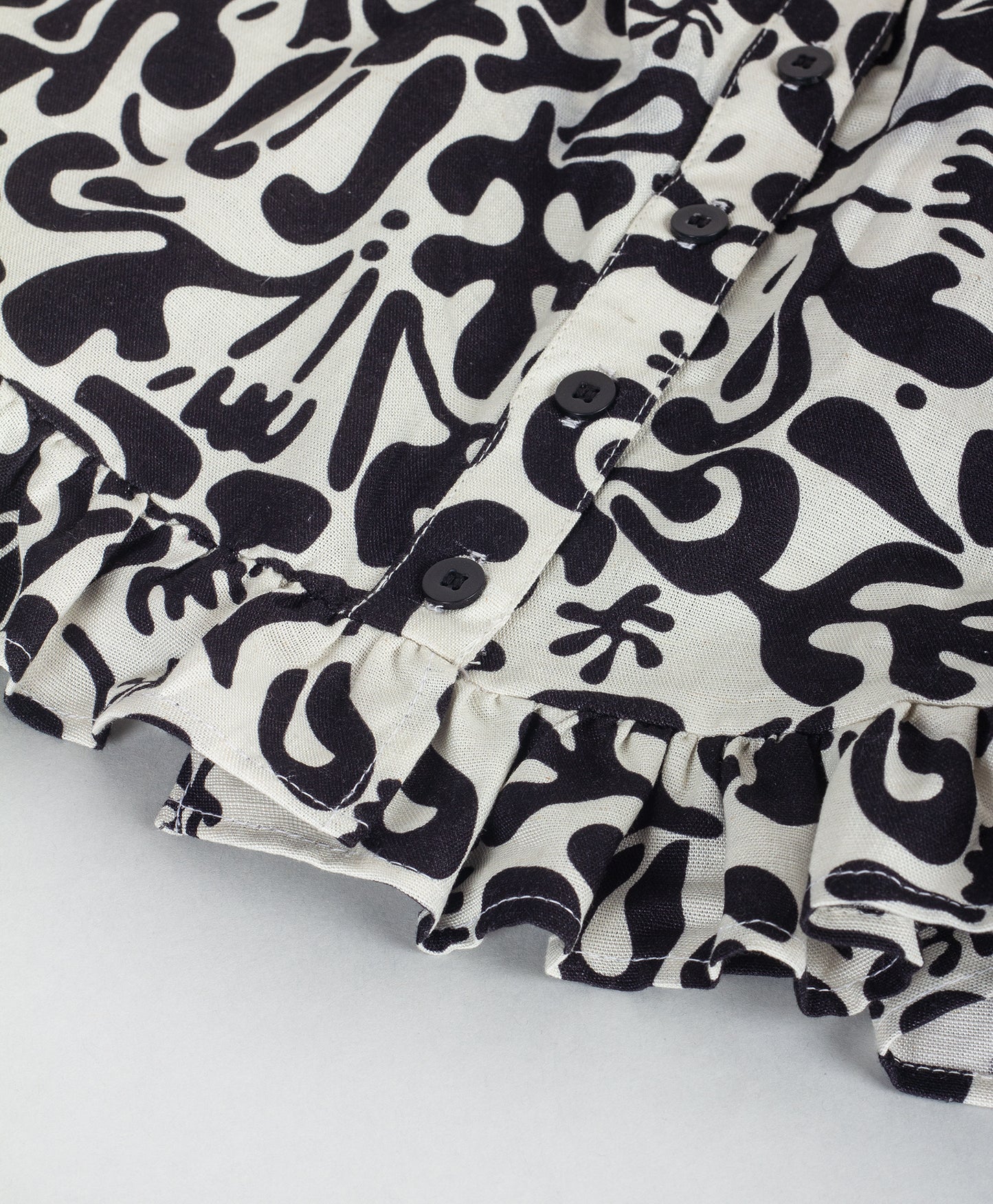 BLACK AND WHITE PRINT COORIDNATED SET