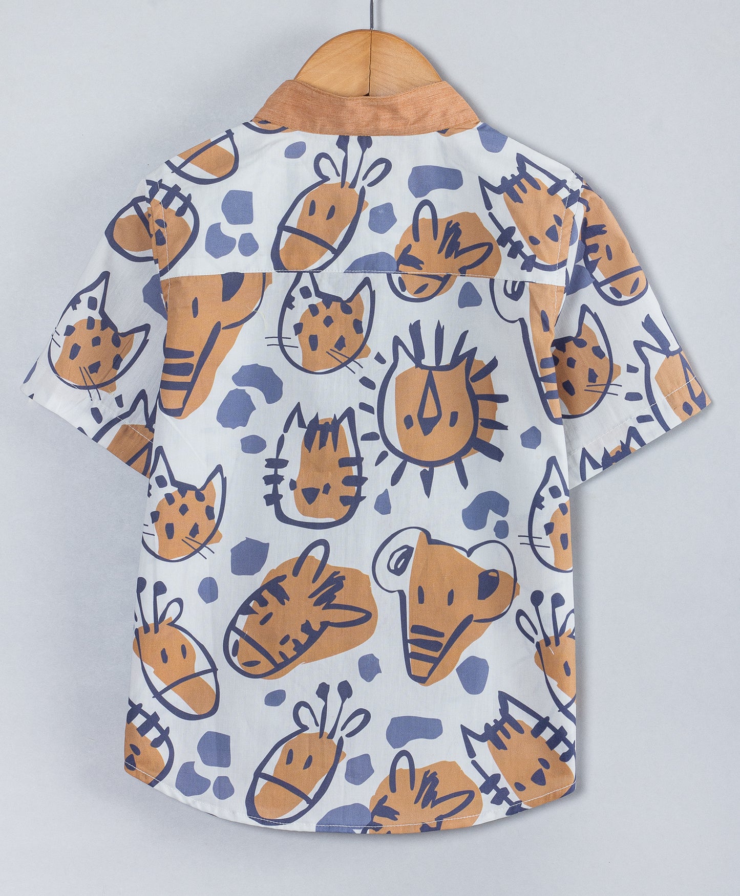 ANIMAL PRINT BOYS SHIRT WITH MANDARIN COLLARS