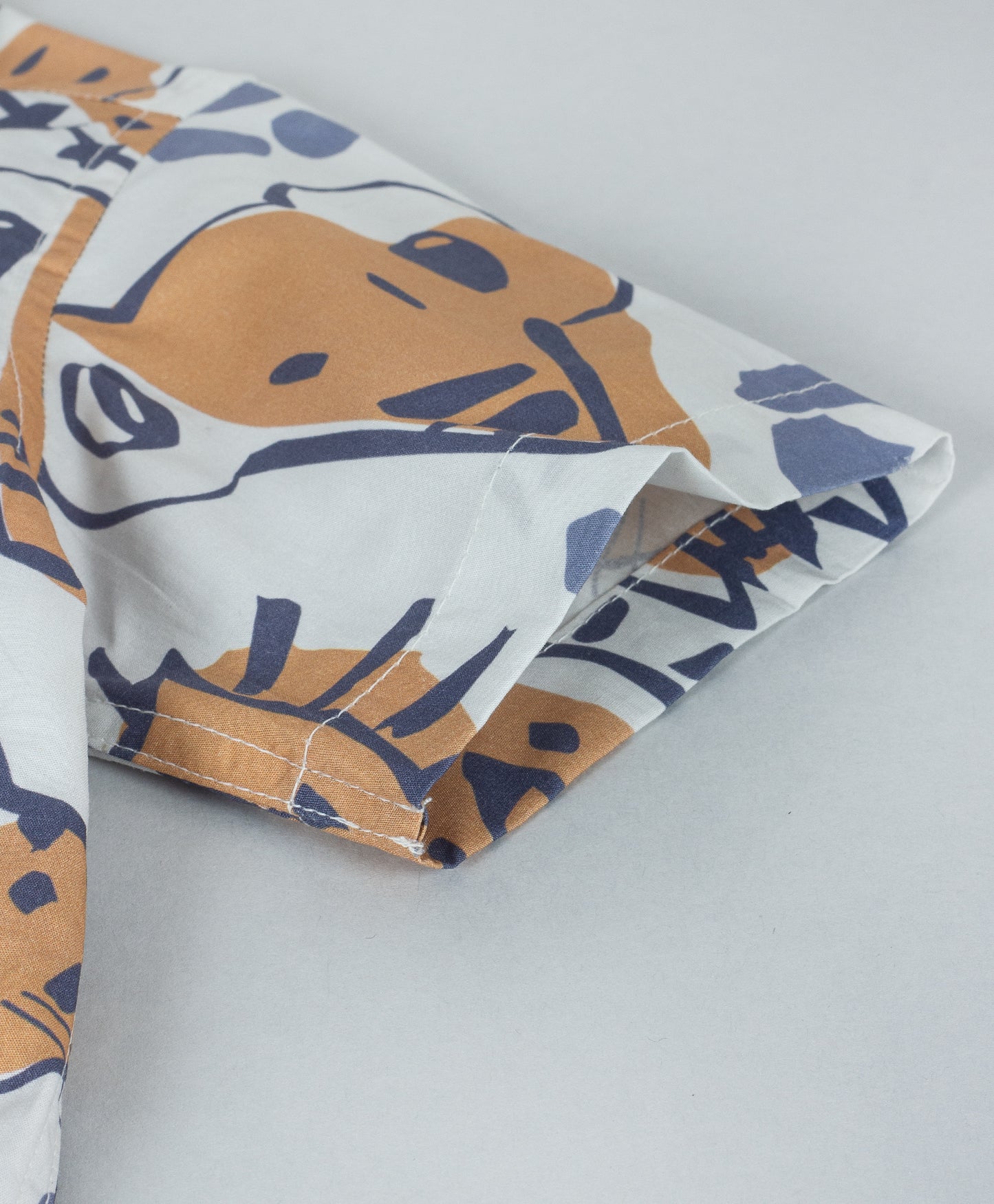 ANIMAL PRINT BOYS SHIRT WITH MANDARIN COLLARS