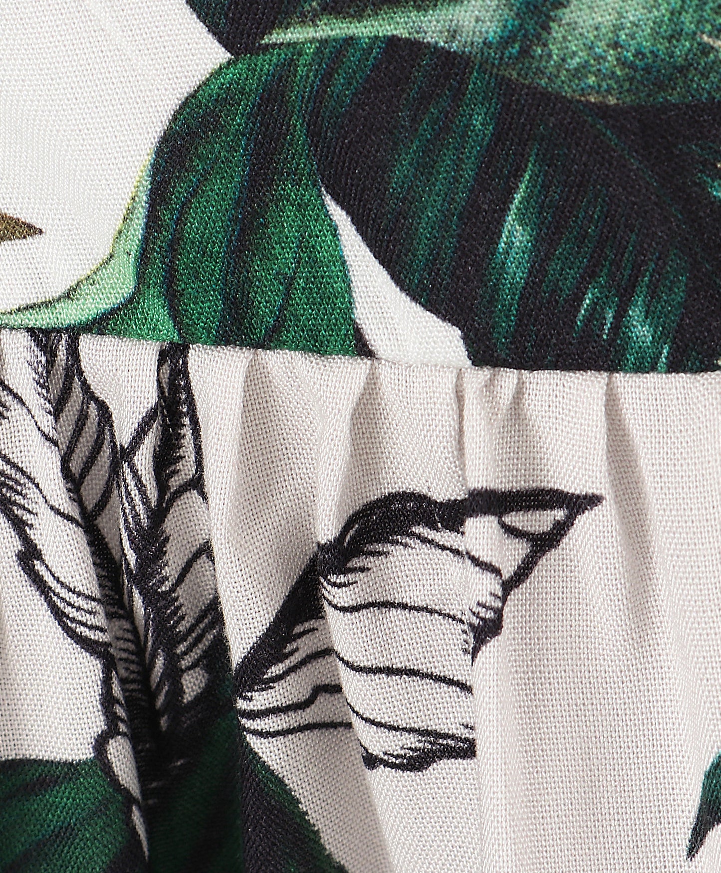 ALL OVER LEAF PRINT TOP