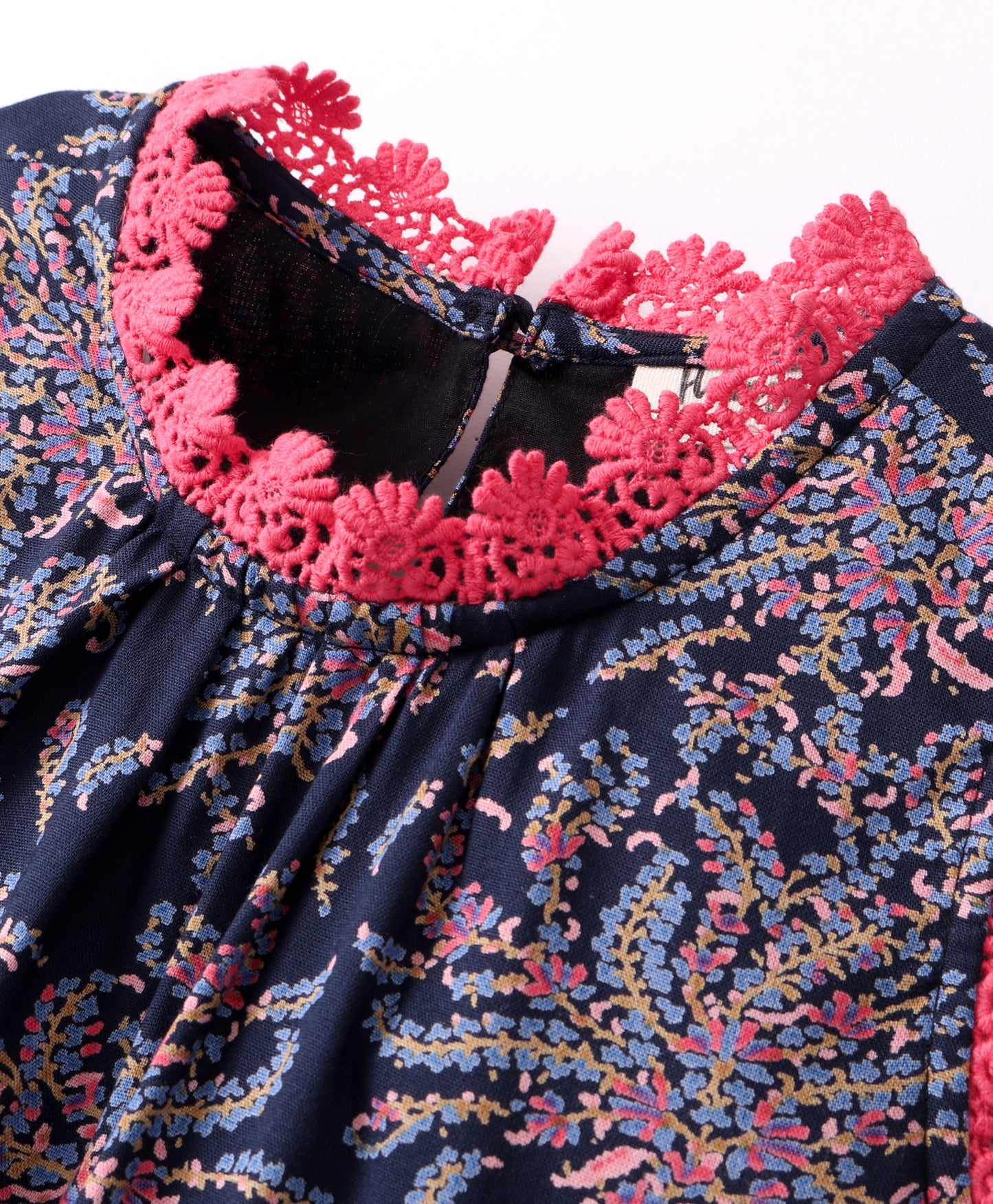 Sleeveless All Over Flower Bush Printed & Lace Embellished Top - Navy Blue