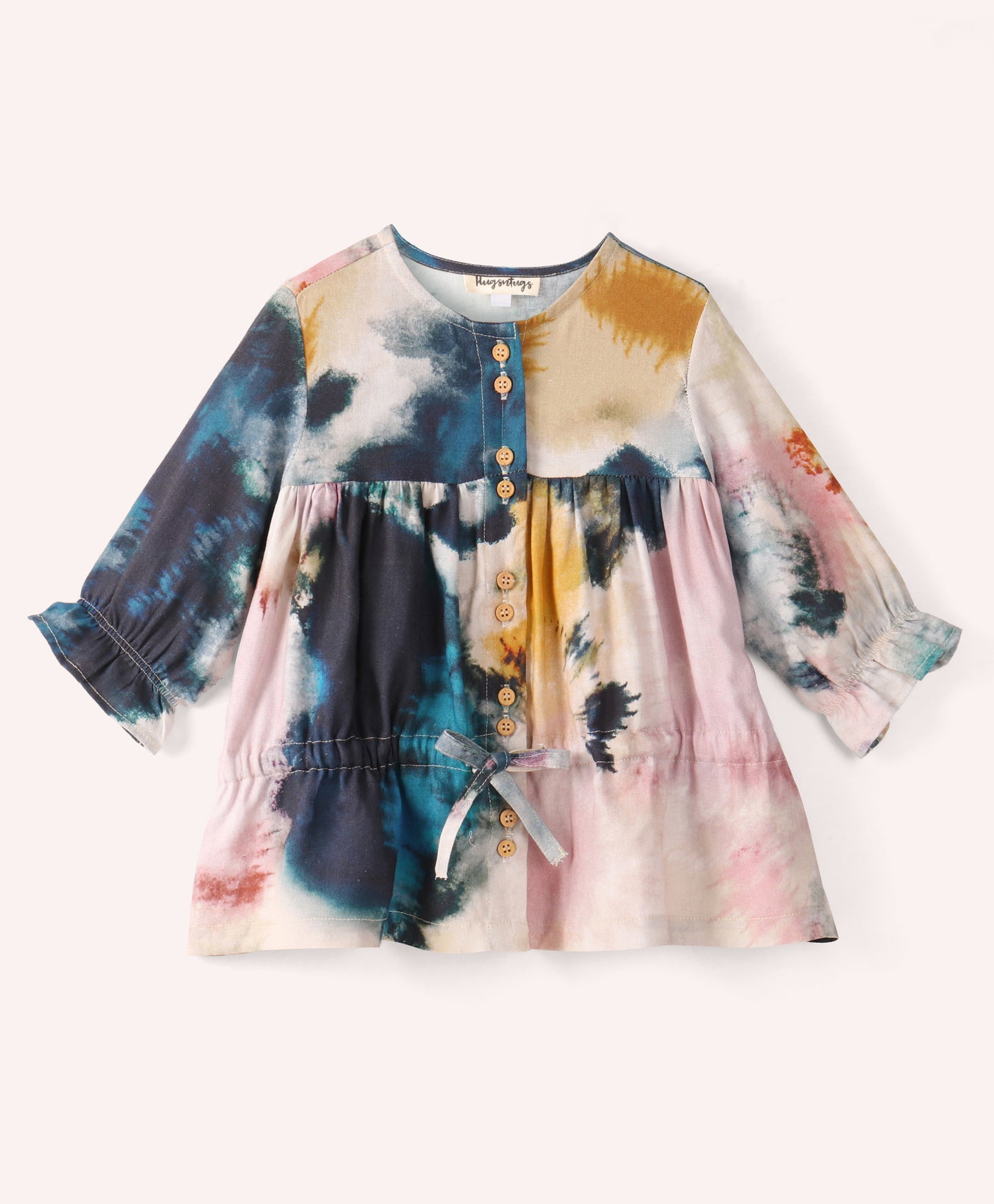 WATER COLOR EFFECT TOP WITH WOODEN BUTTONS AT FRONT