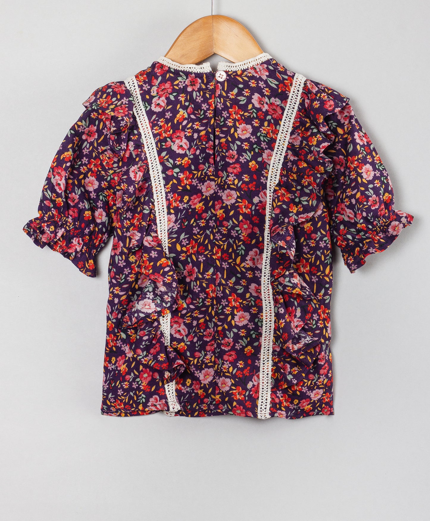 DITSY FLORAL PRINT TOP WITH CONTRAST LADDER LACE