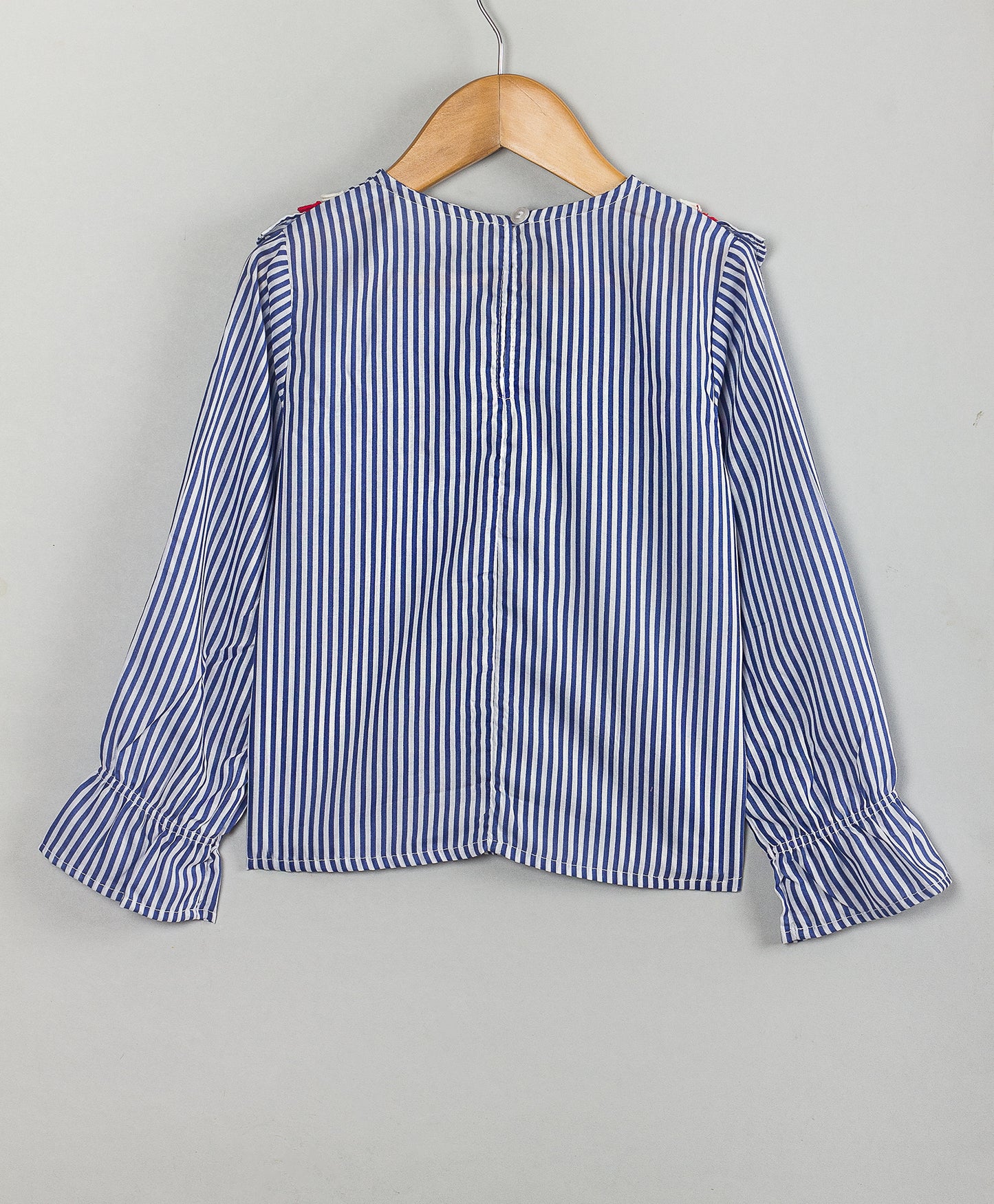 STRIPE PRINT TOP WITH CONTRAST LACE AT YOKE SEAM