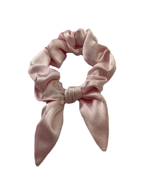 BABY PINK SCRUNCHIE