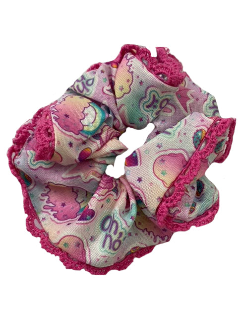 RAINBOW PRINT SCRUNCHIE