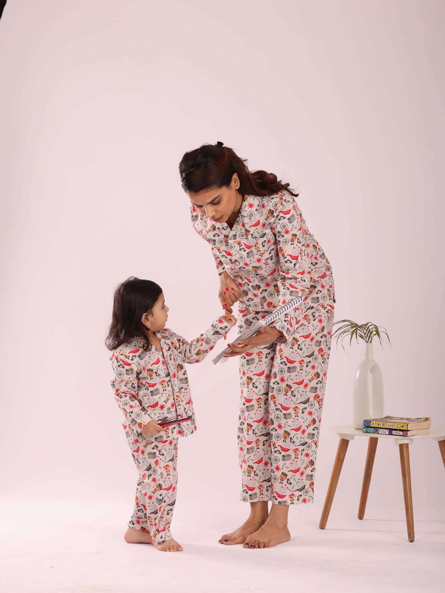 PIRATE PRINT MOM NIGHTSUIT