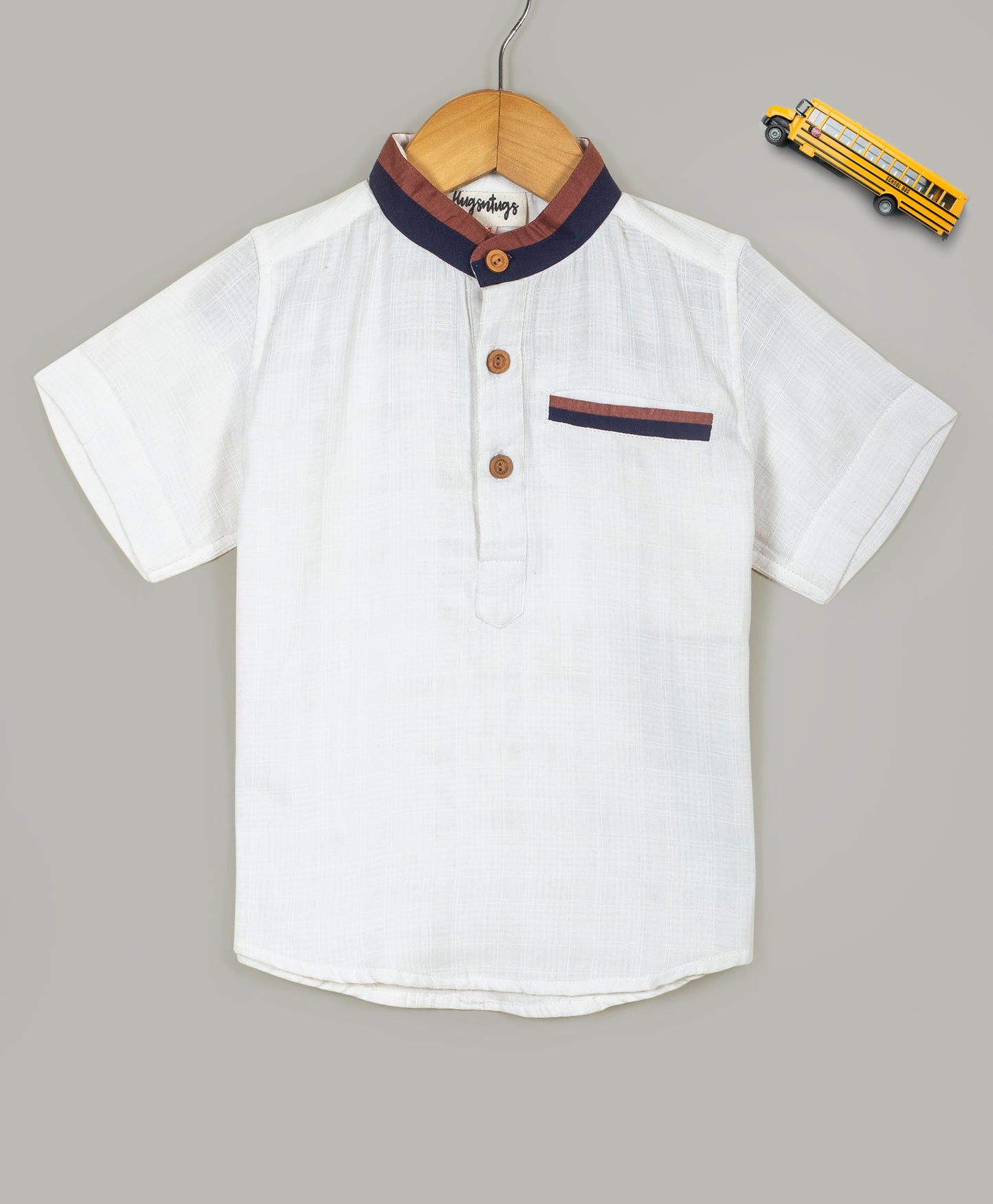 White slub cotton shirt with contrast collars and pocket detailing