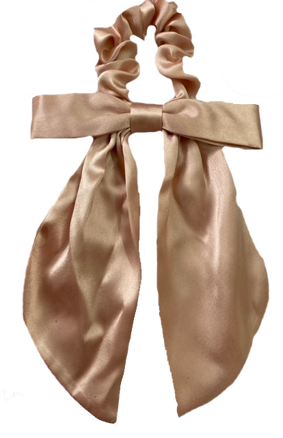 SOFT PINK SCRUNCHIE WITH A BOW TIE