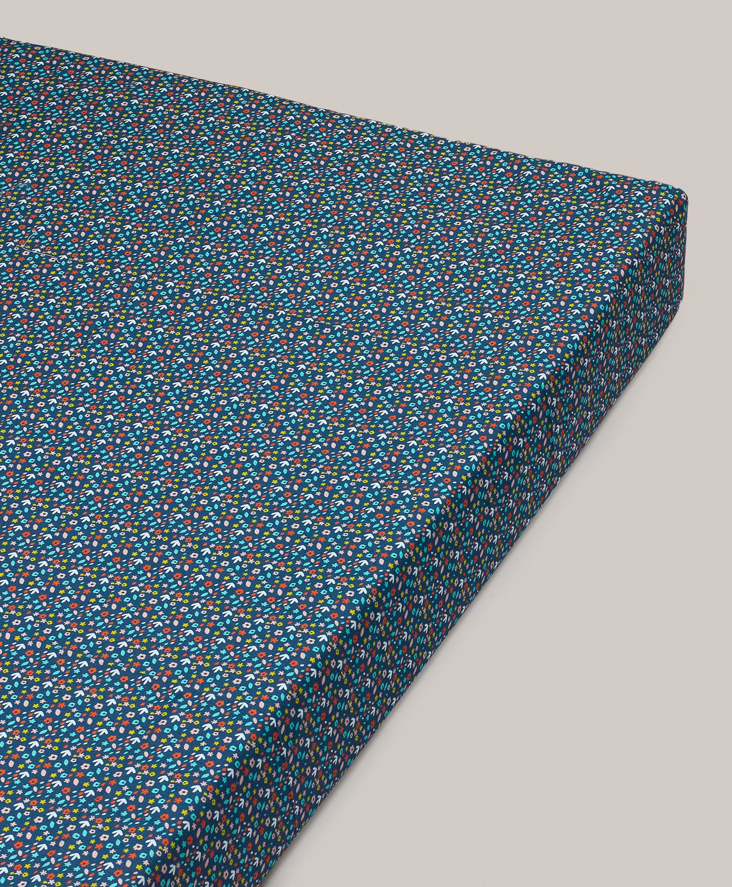 PEACH LLAMA PRINT COTSET