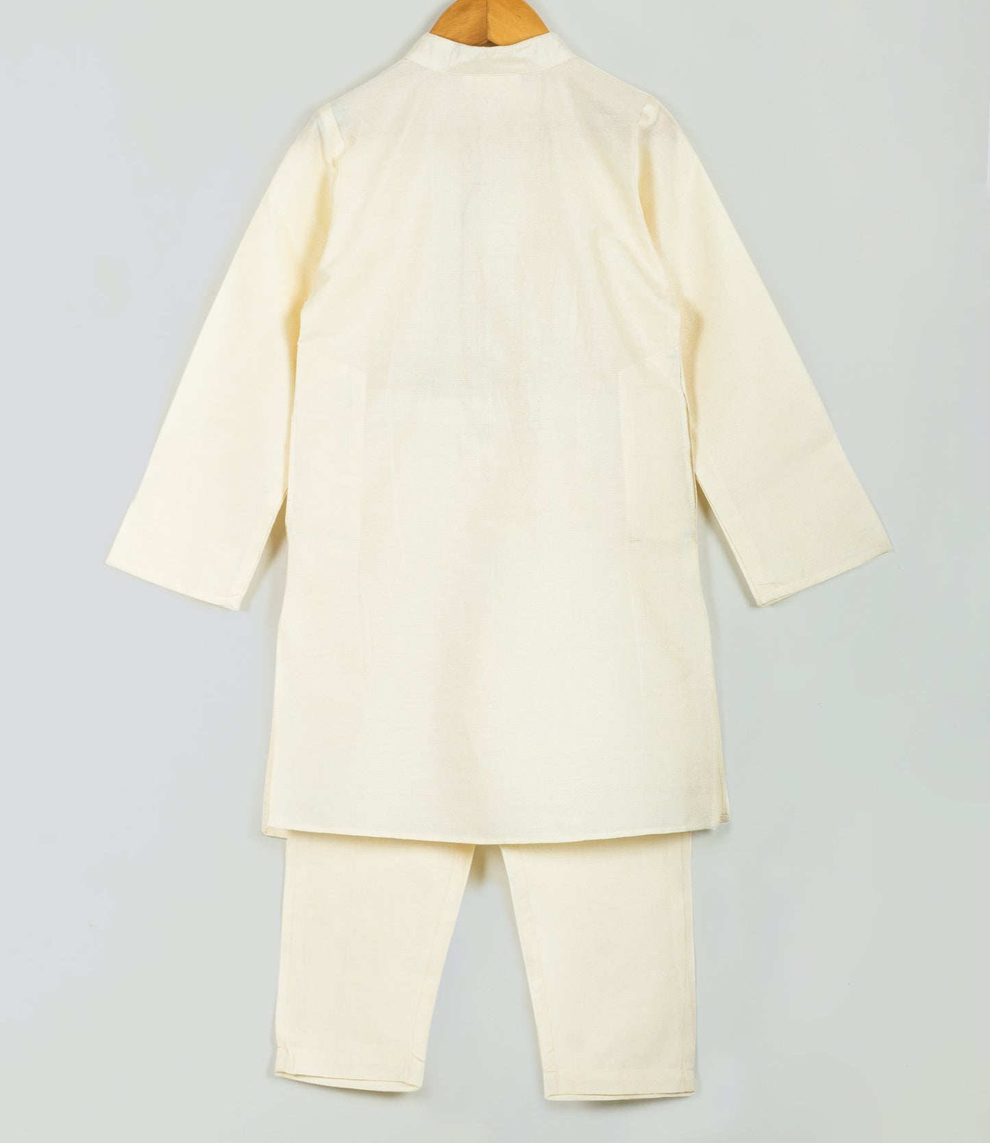 ivory kurta set with mirror work