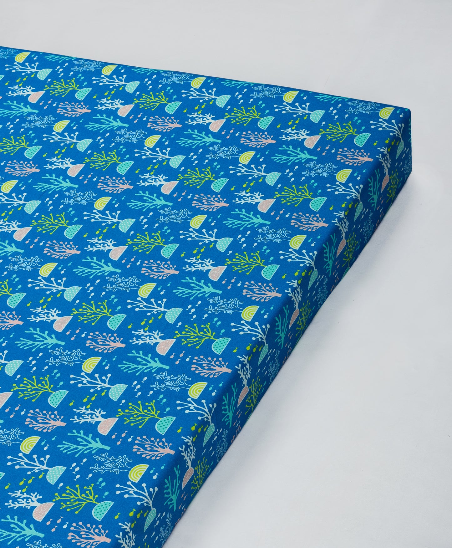 starfish and anchor print cot set with sea plant side print