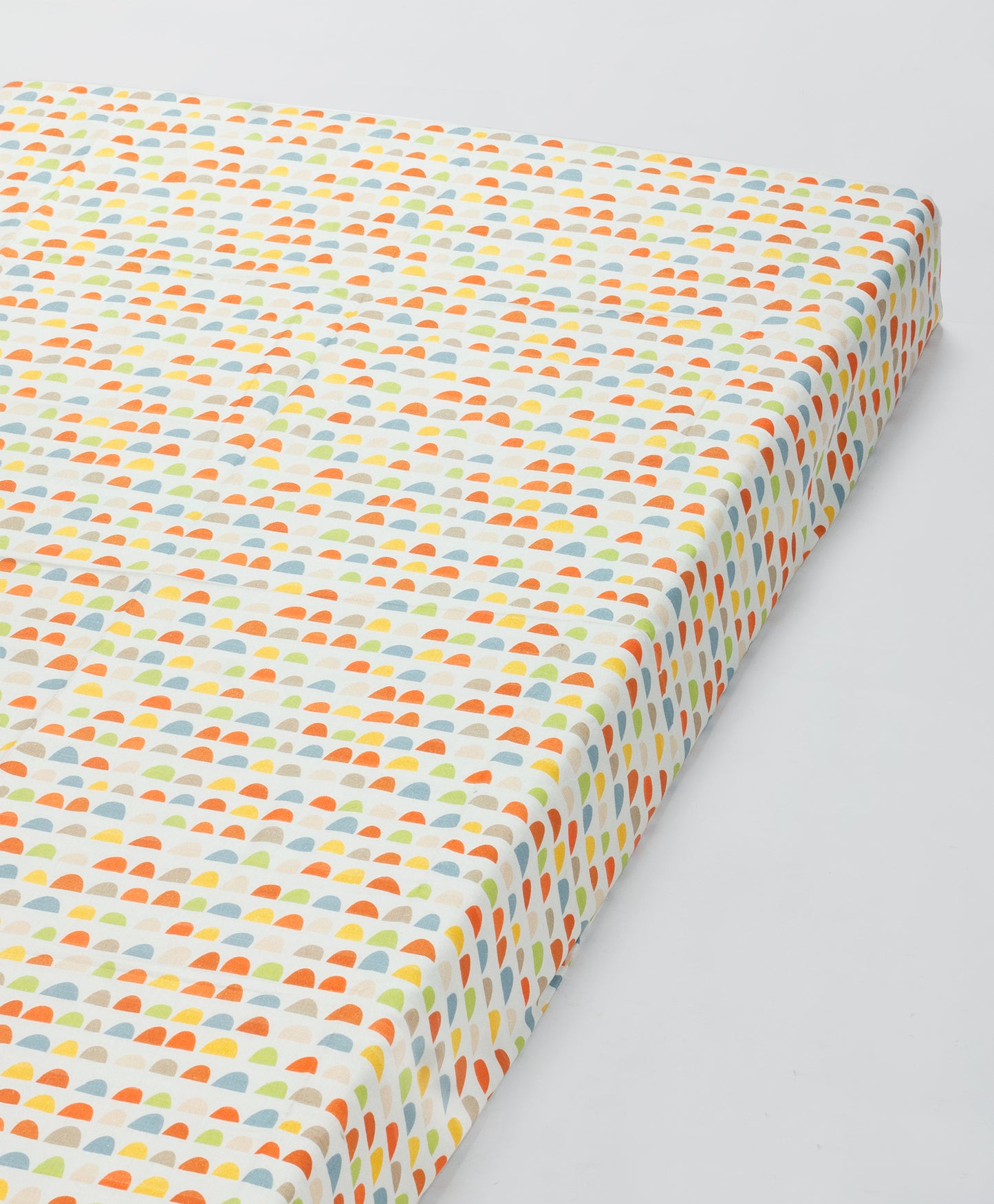 multi geometric print cot sheet