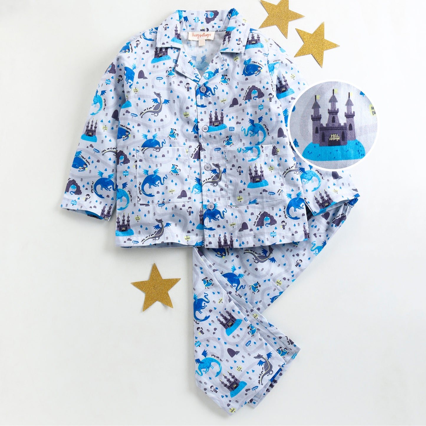 DRAGON AND CASTLE PRINT NIGHTSUIT