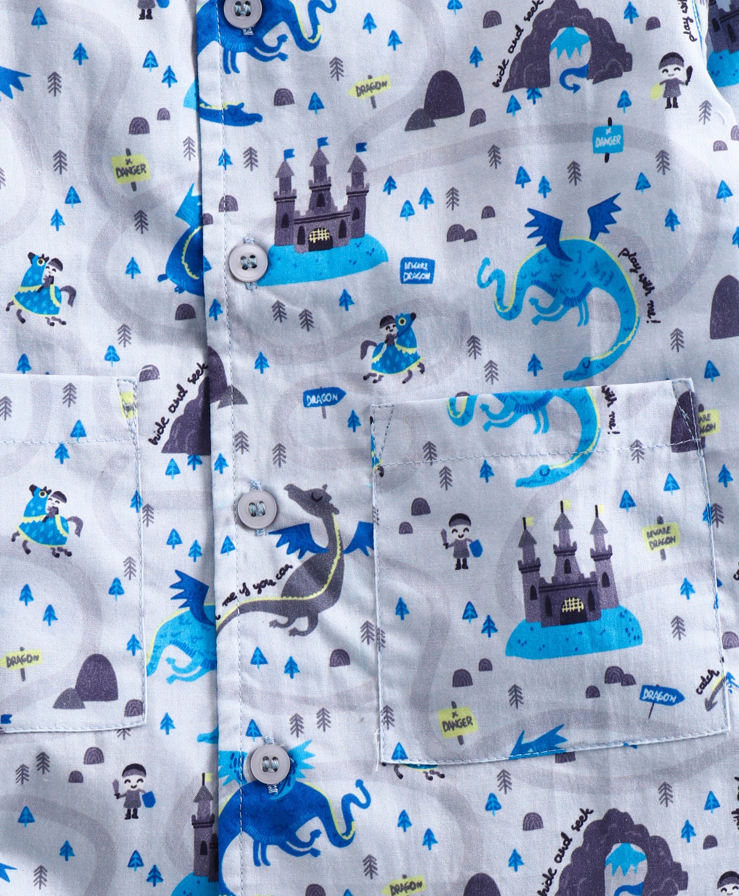 DRAGON AND CASTLE PRINT NIGHTSUIT