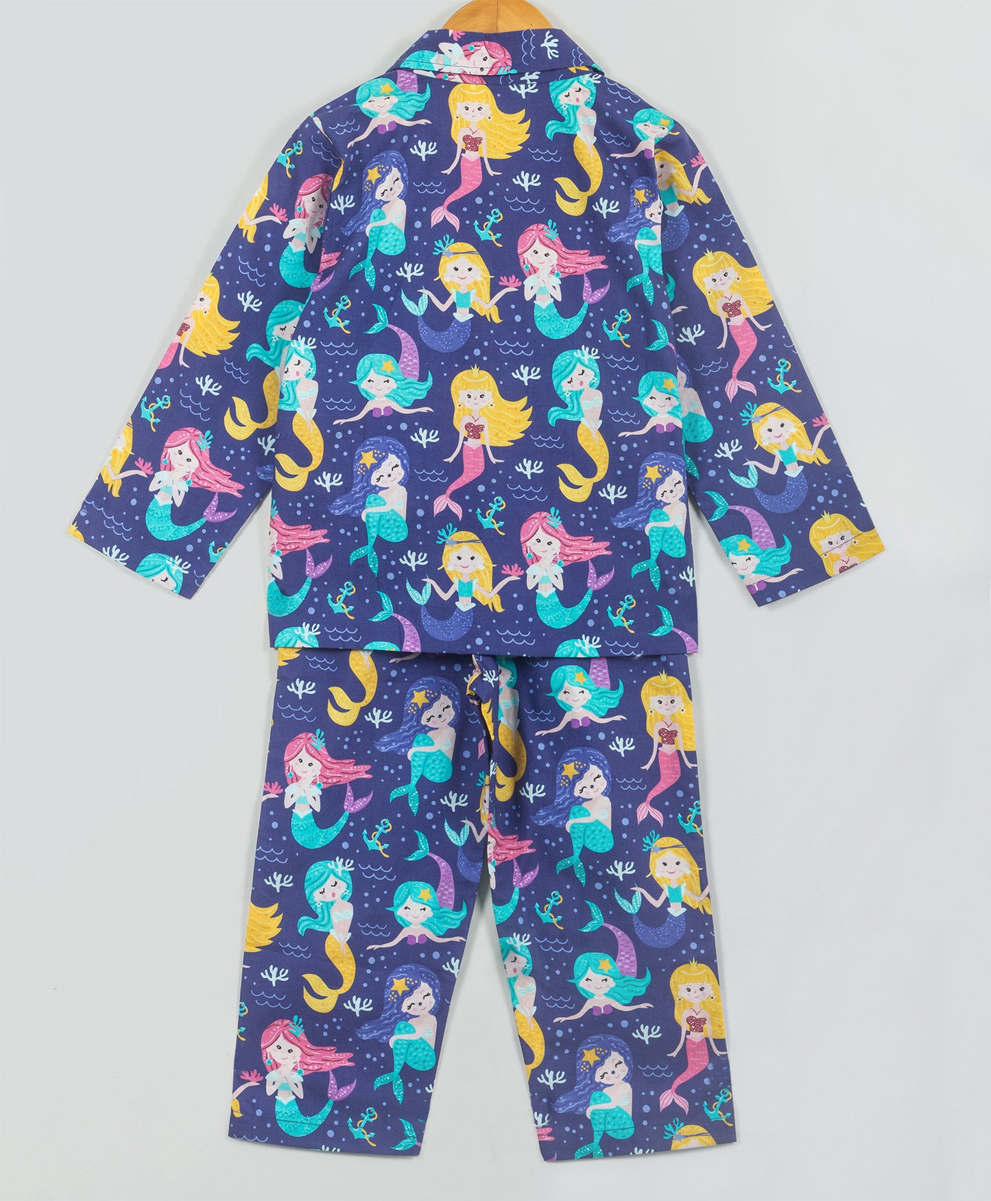 Mermaid and anchor print nightsuit
