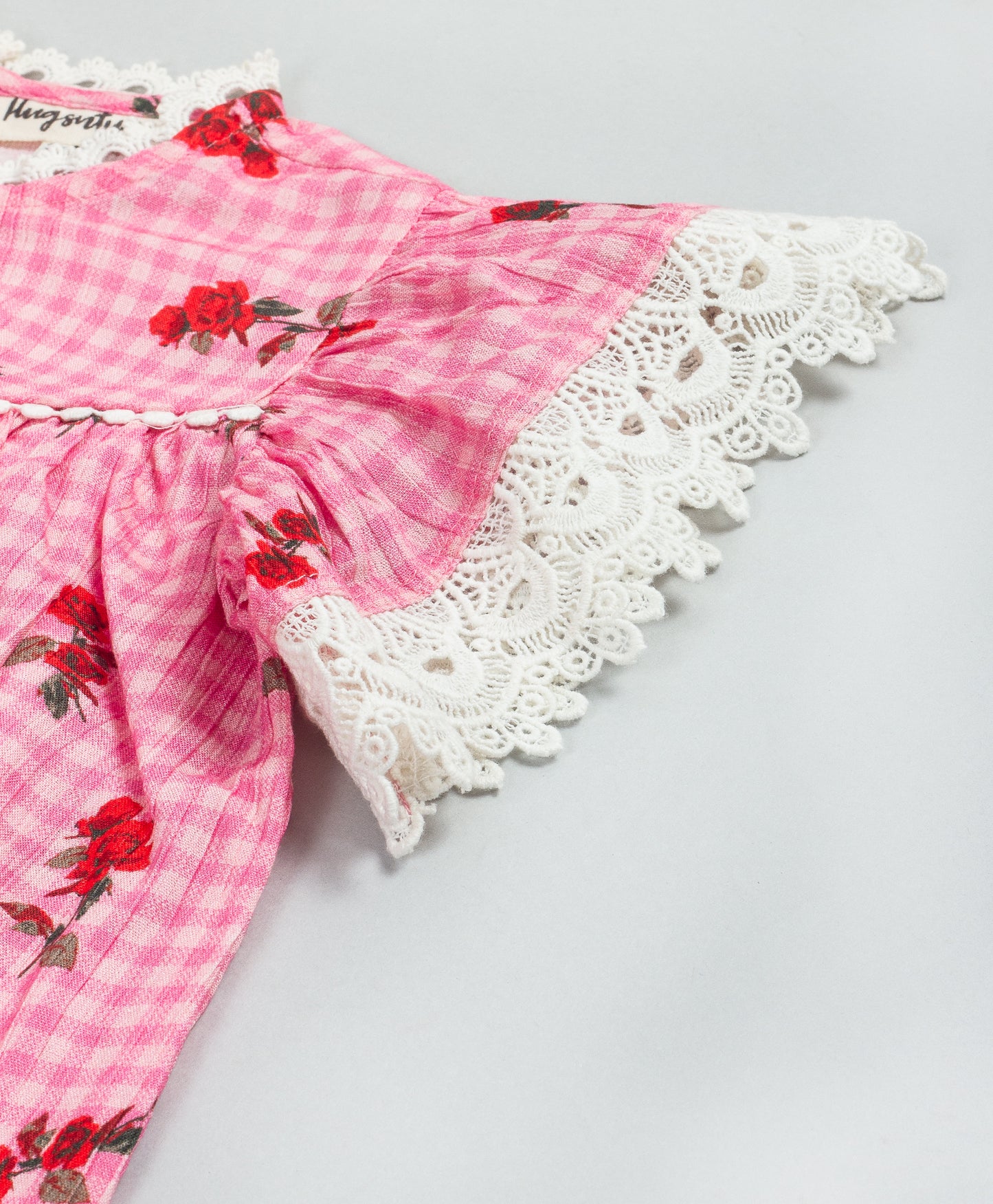 FLOWER ON CHECK PRIONT TOP WITH CONTRAST LACES