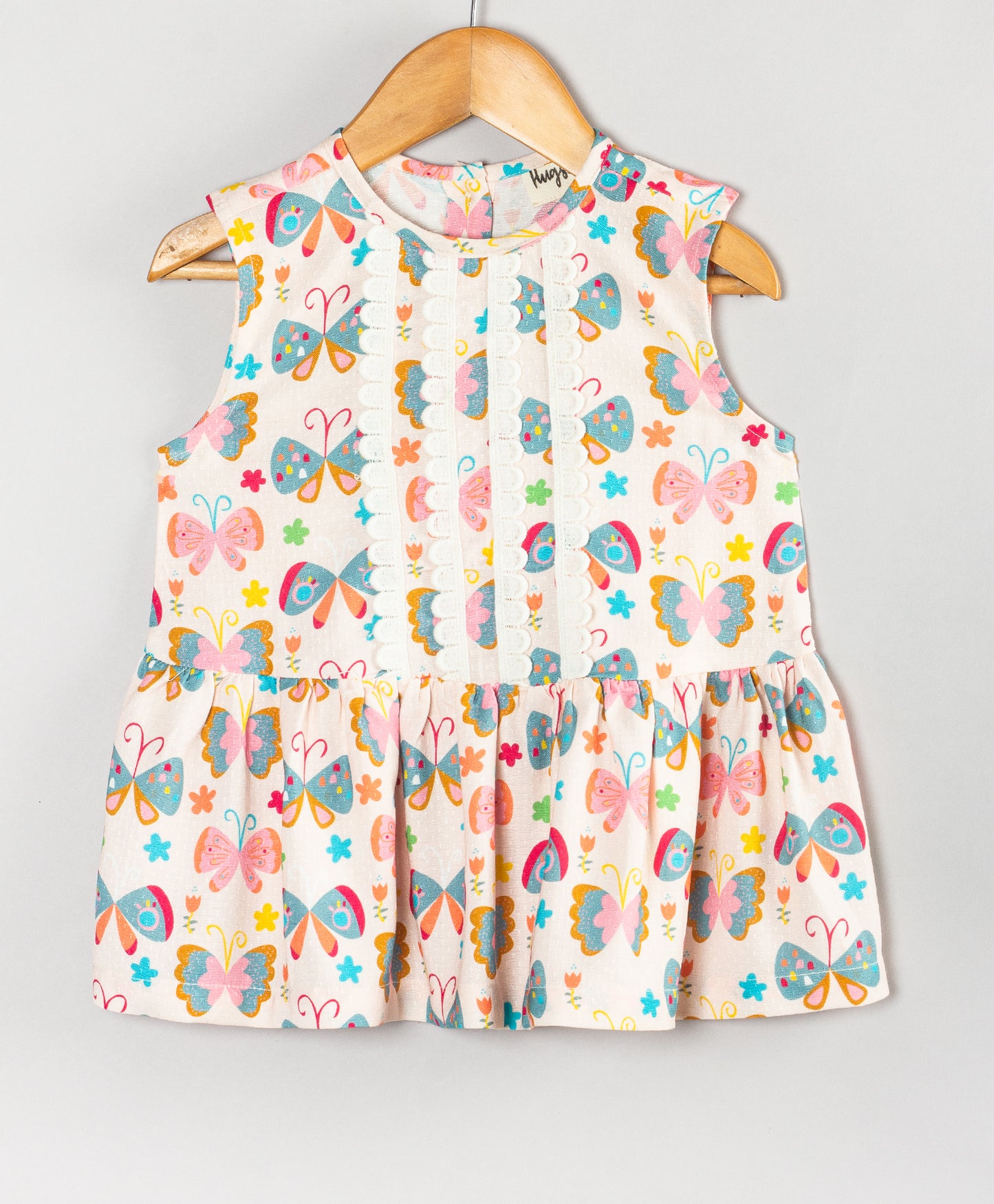 BUTTERFLY PRINT TOP WITH LACE DETAILING AT FRONT