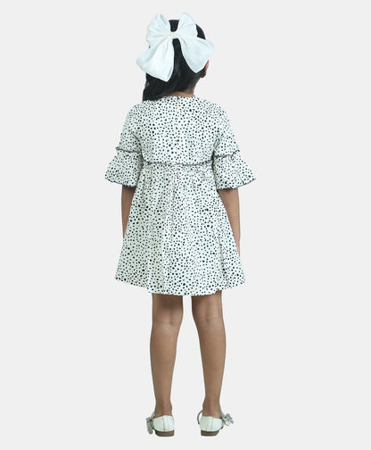 Three Fourth Sleeves Seamless Abstract Printed & Contrast Edge Detailed Ruffled Dress - Black & White