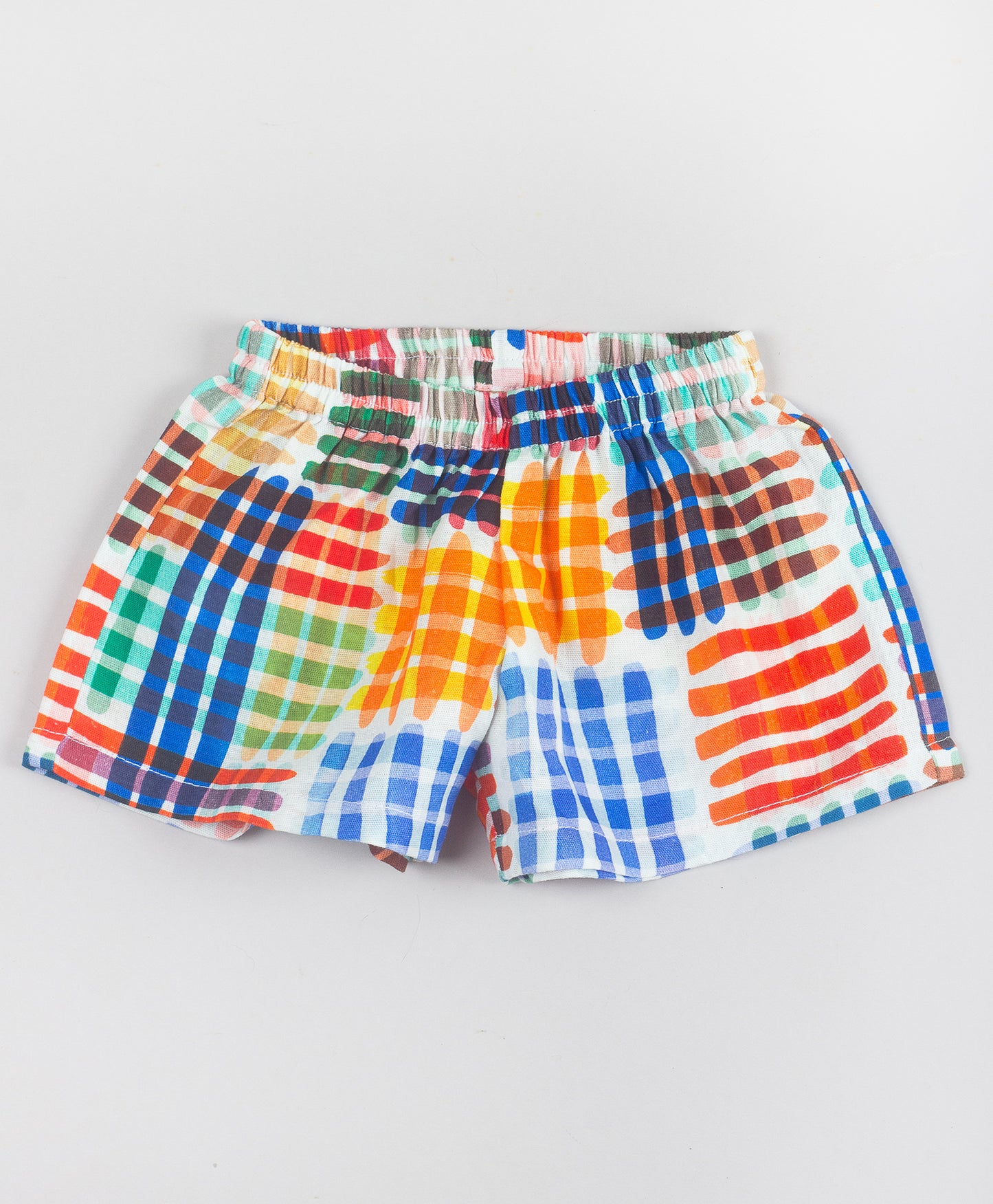 MULTICOLOR CRISCROSS PRINT SHORTS SET