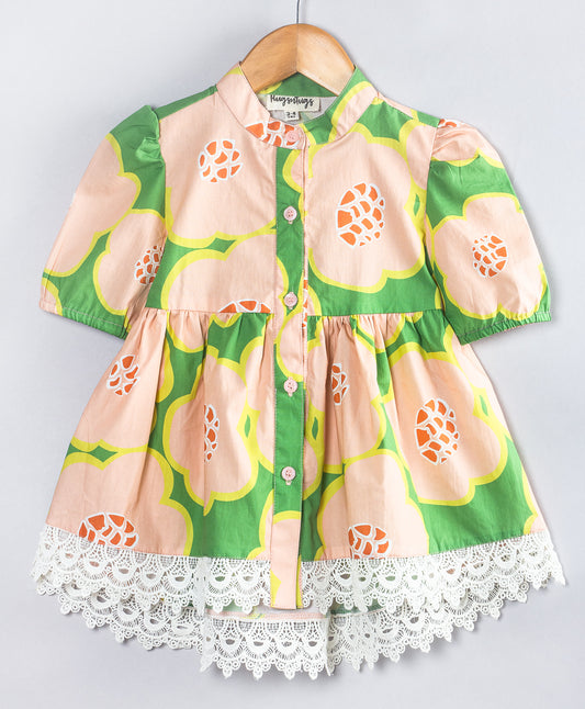 GREEN FLOWER PRINT TOP WITH LACE AT BOTTOM EDGE
