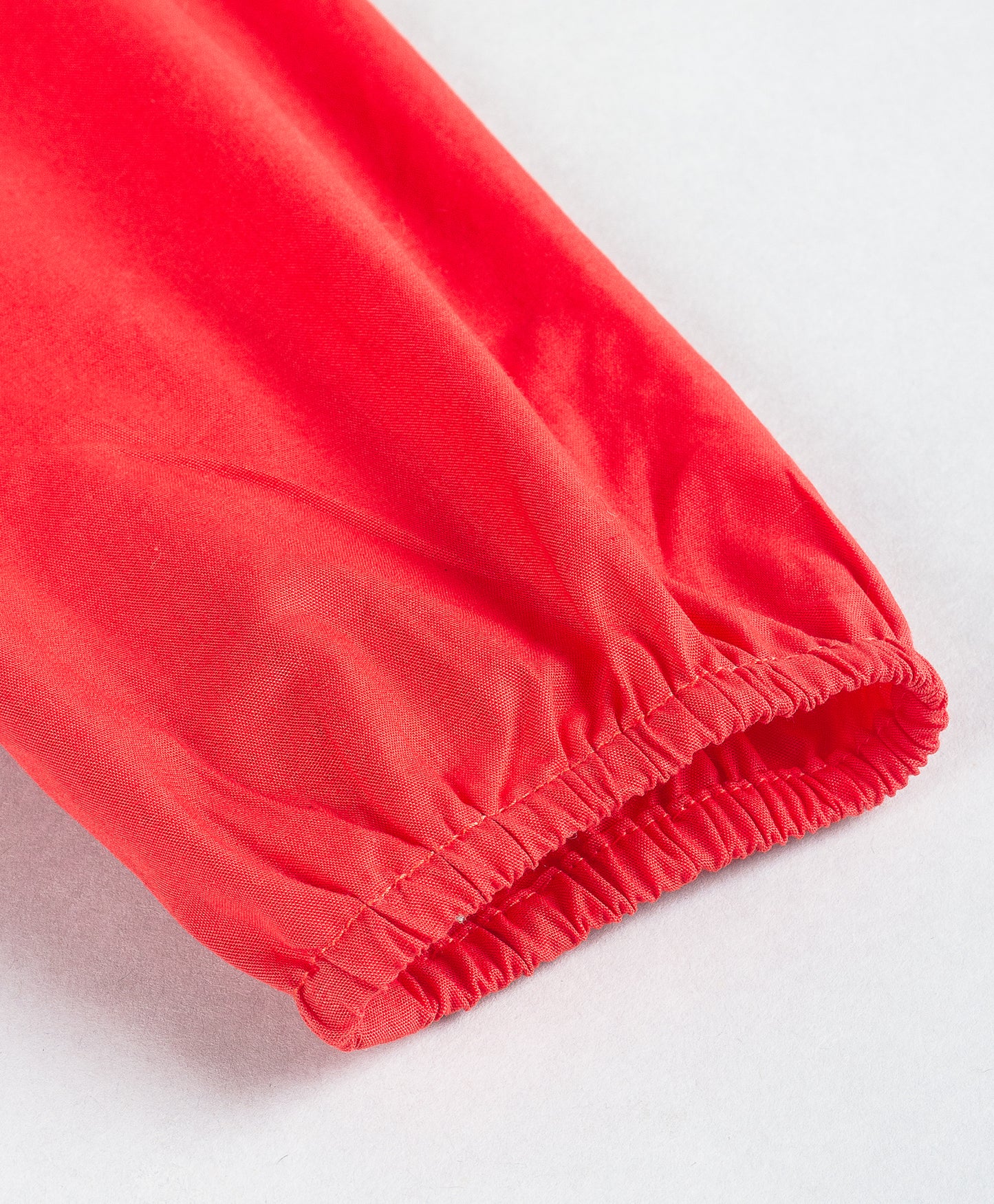 RED TOP WITH CHRISTMAS DOT PRINT BIG COLLARS