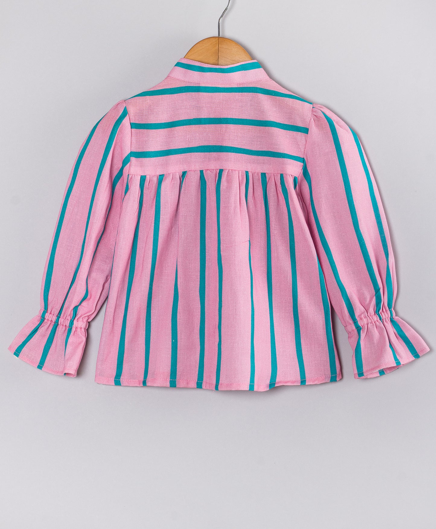 PINK BUTTONS DOWN SHIRT WITH BLUE STRIPE PRINT