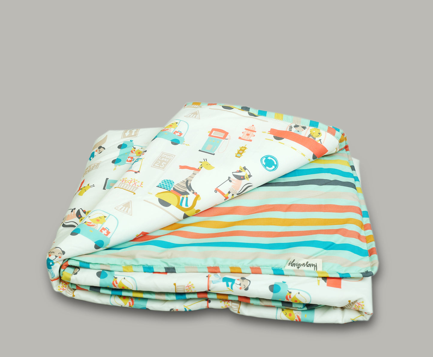 CAR AND STRIPE PRINT COTSET
