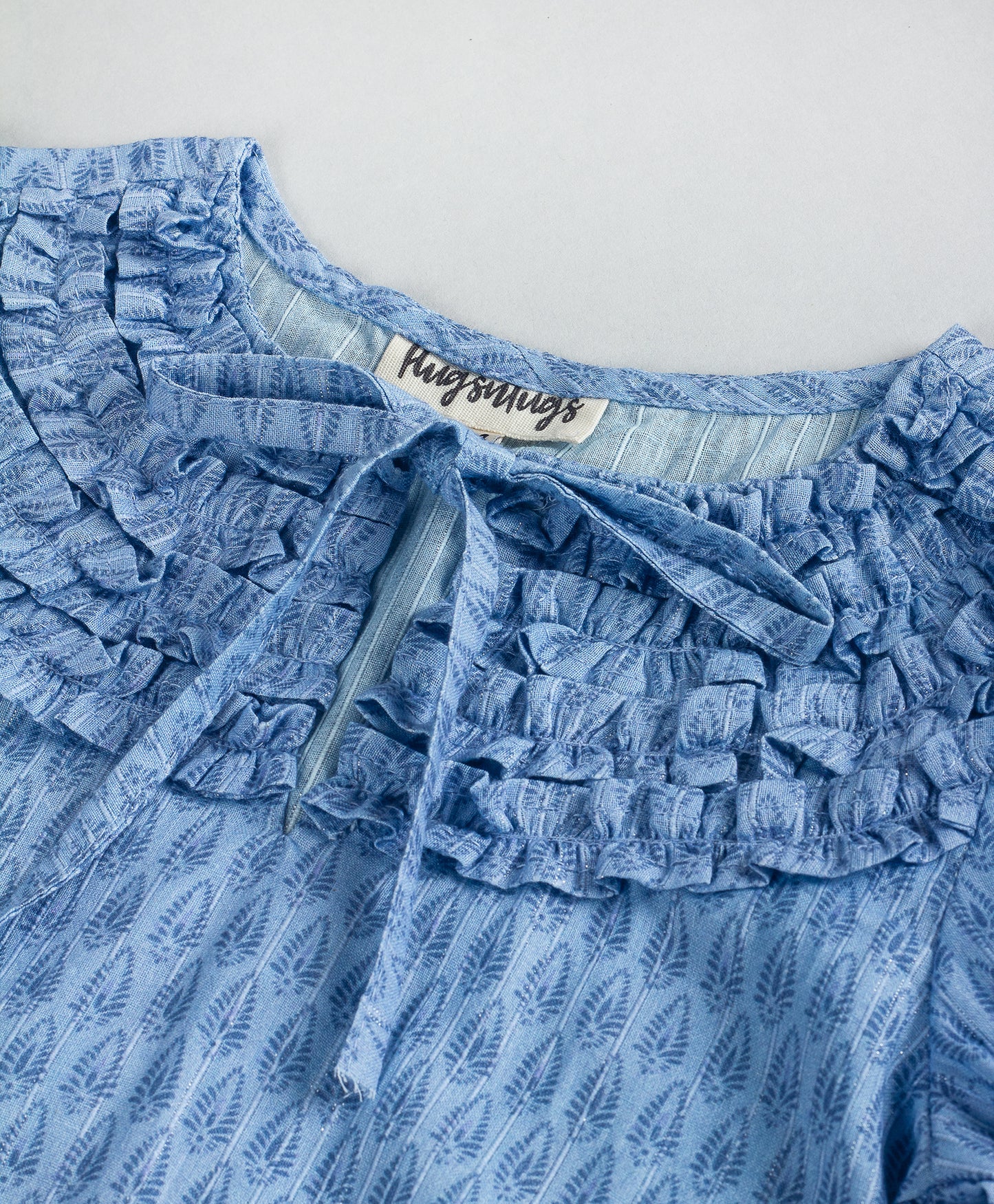 BLUE ALL OVER PAISLEY PRINT TOP