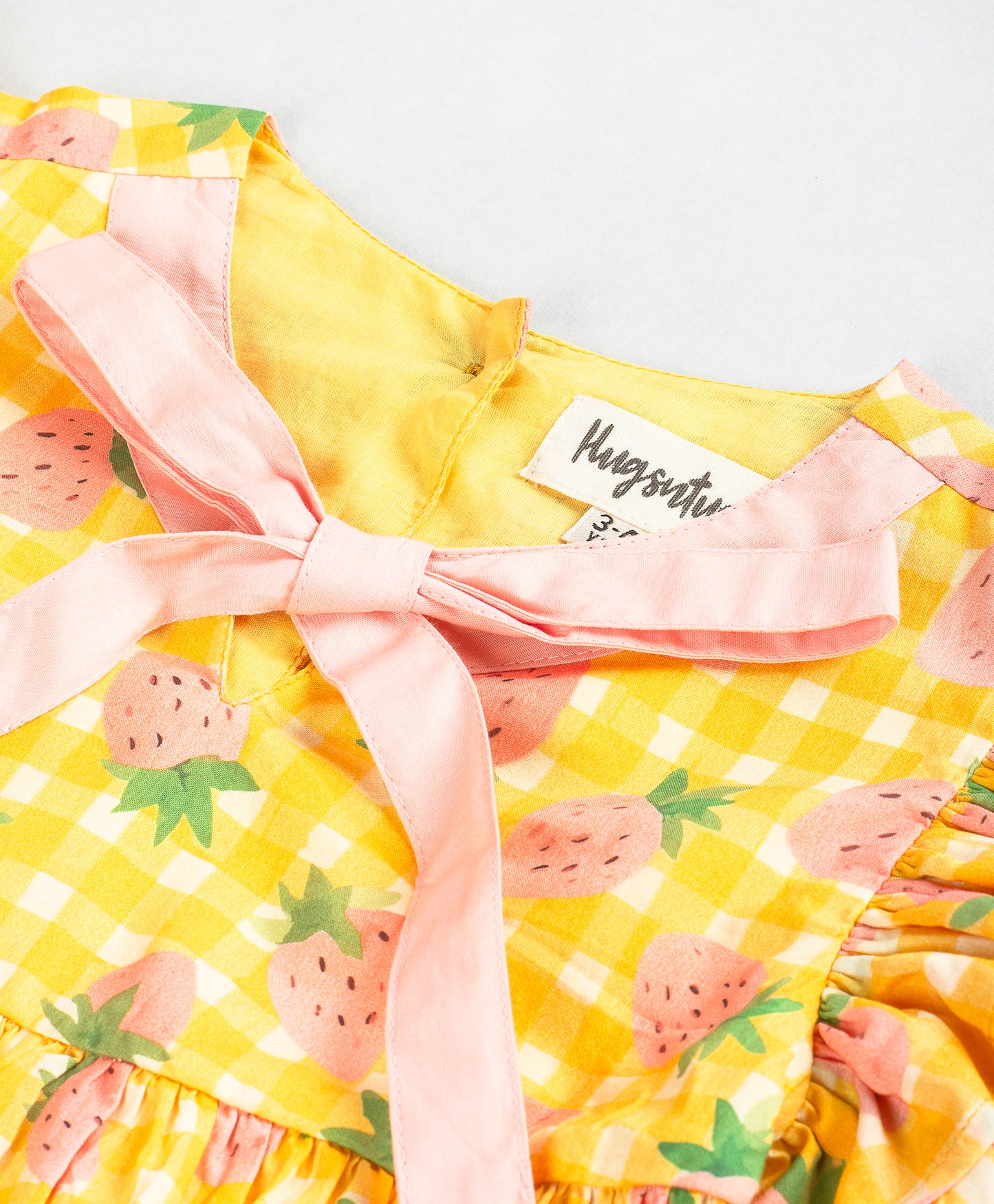 STRAWBERRY ON YELLOW CHECK PRINT TOP