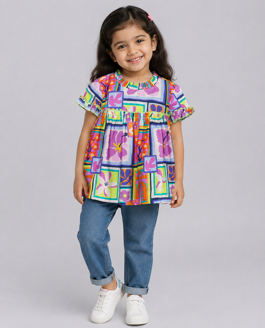 TILE PRINT TOP WITH SMALL PLEATS AT NECK
