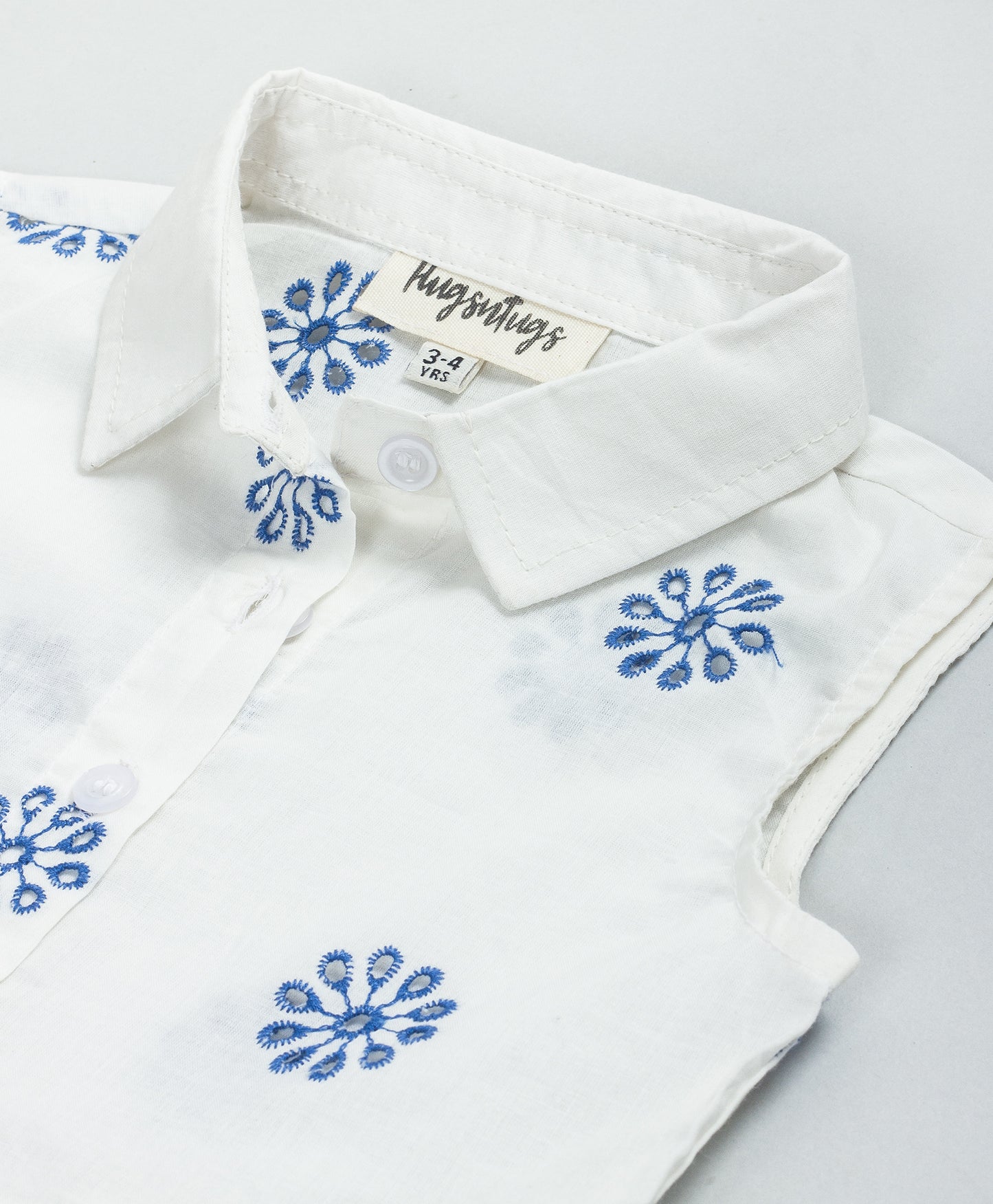 DRESS WITH CONTRAST EMBROIDERY