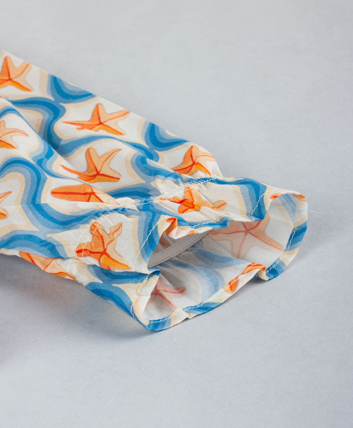 STAR FISH PRINT FRONT OPEN FULL SLEEVE TOP