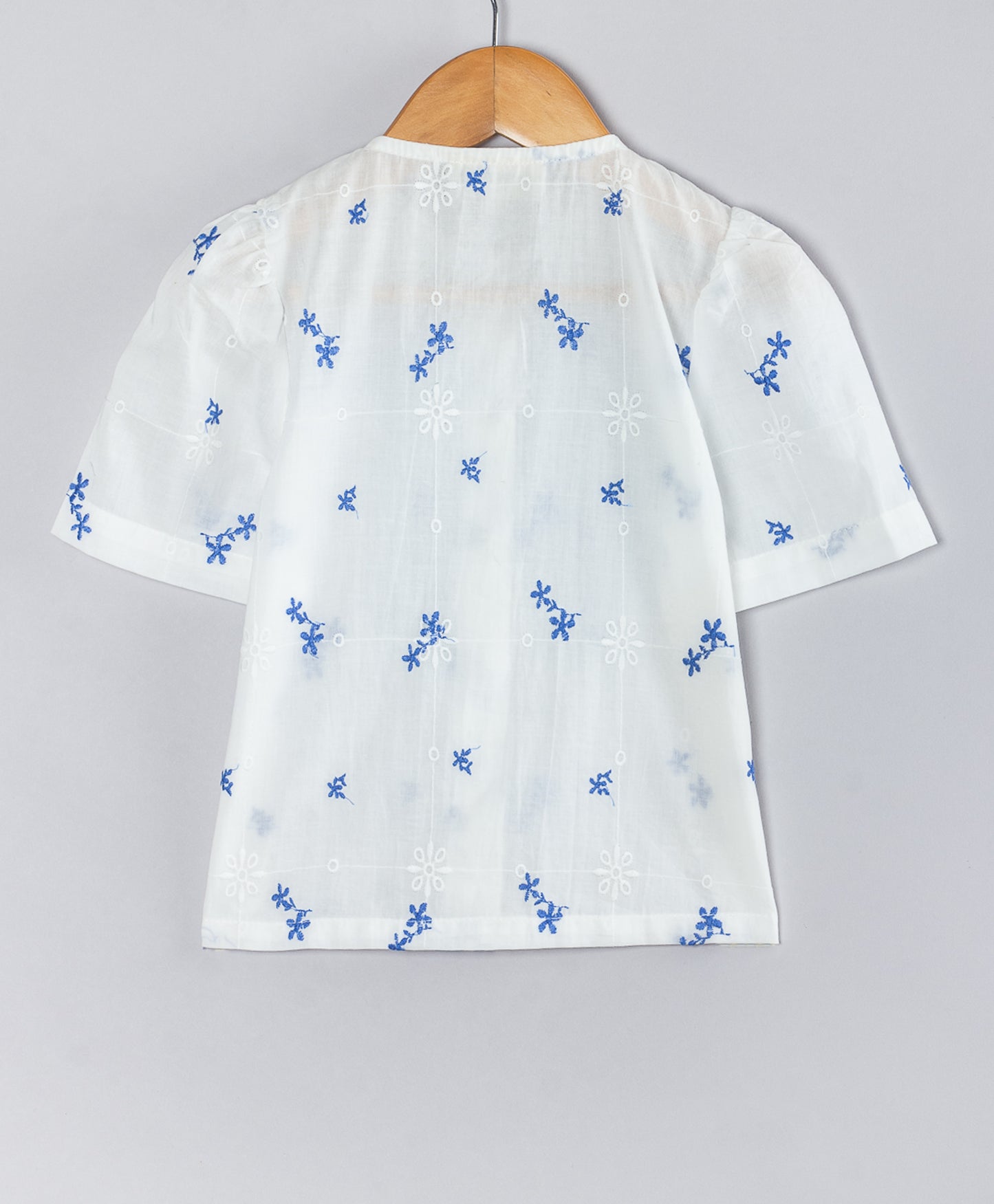 Floral Embroidered Bow Applique Detailed Shirt Style Top - White